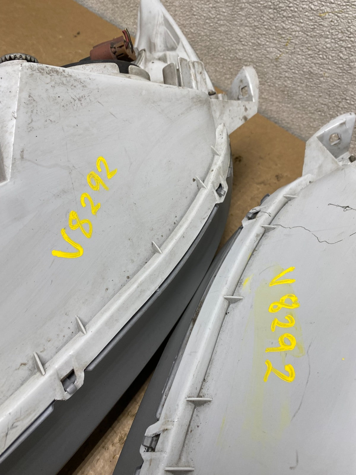 2002 2003 2004 Toyota Camry Left+Right Set Side Halogen Headlights V8292 DW16