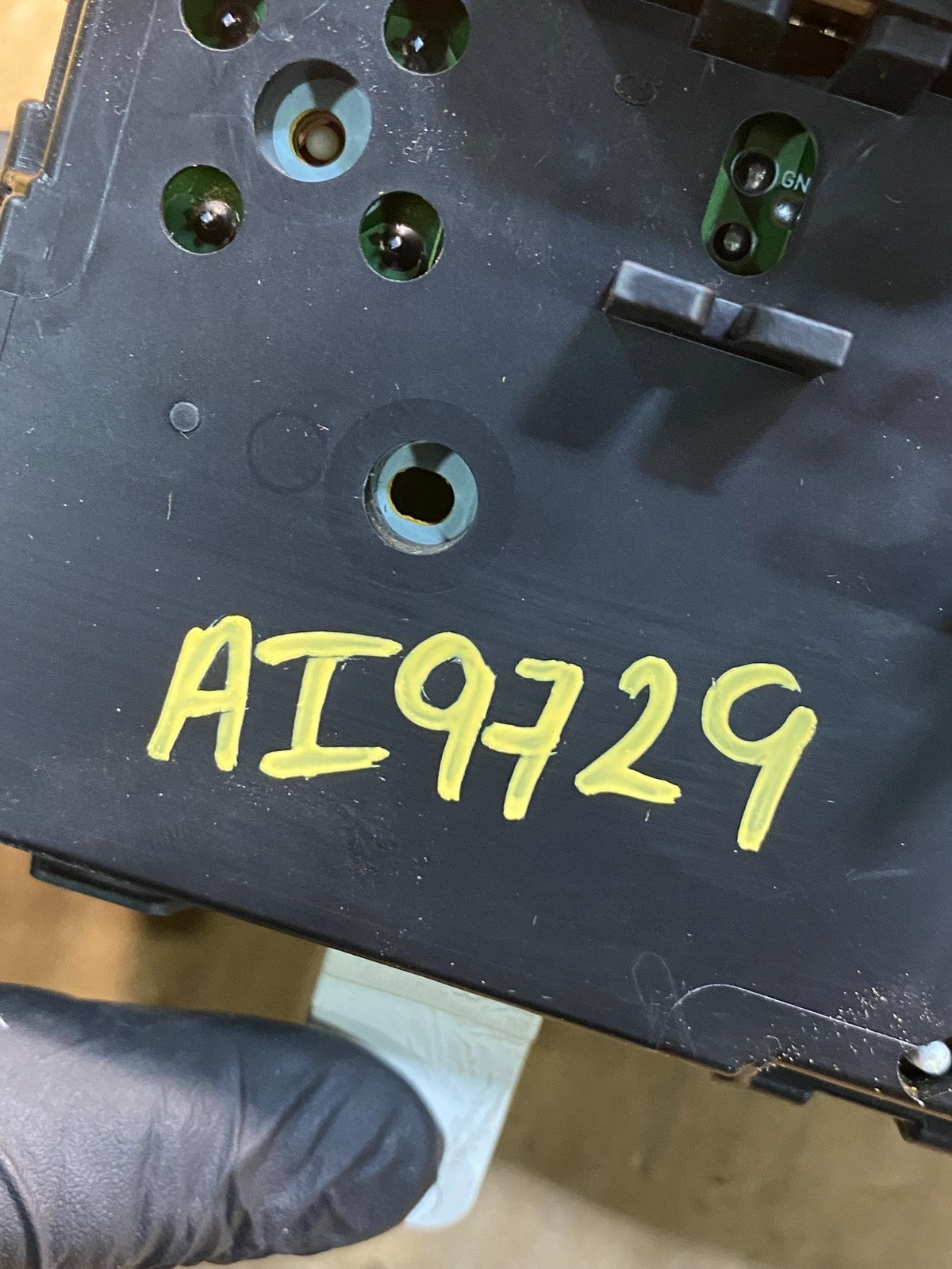 2001 to 2003 Nissan Pathfinder Speedometer Cluster Gauge AI9729 DG6