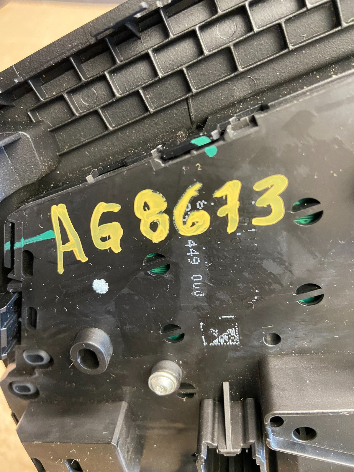 2013 2014 2015 2016 Ford C-Max Dash Radio Control Panel Bezel AG8673 DG5