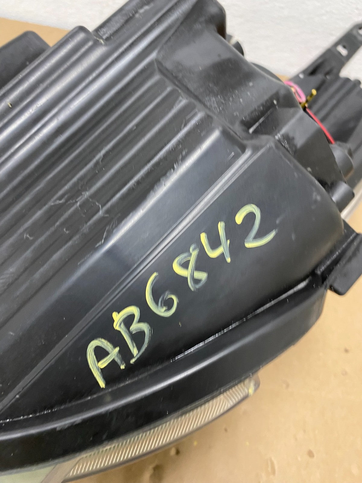 2015 to 2019 Nissan Versa Headlight Right Passenger RH Side Oem AB6842 DW9