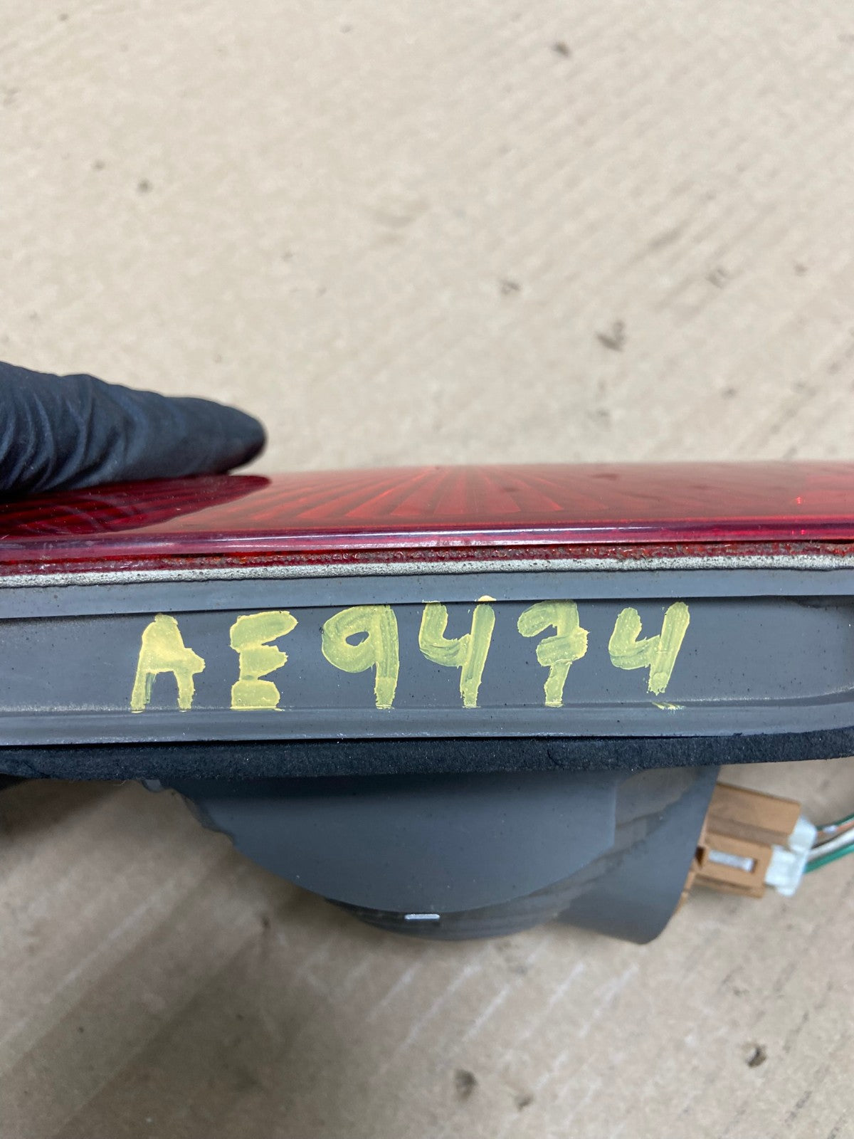 2000-2001 Toyota Camry Tail Light Right Passenger Rh Side Inner AE9474 LK6