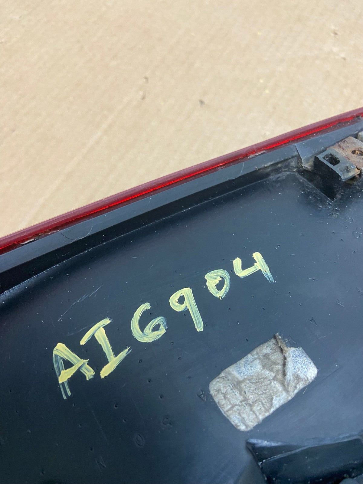 1999 - 2004 Jeep Grand Cherokee WJ Left Driver Lh Tail Light AI6904 LK7