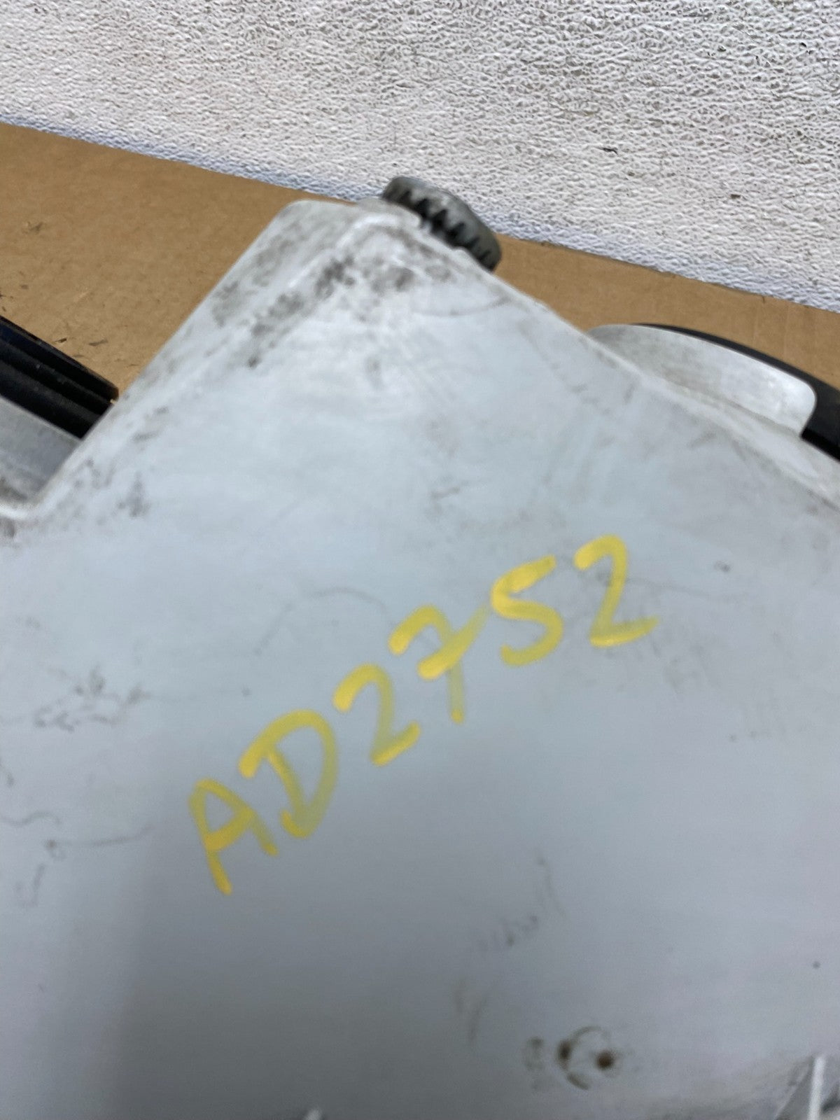 2002 to 2004 Toyota Camry Halogen Headlight Right Passenger Rh AD2752 DW7