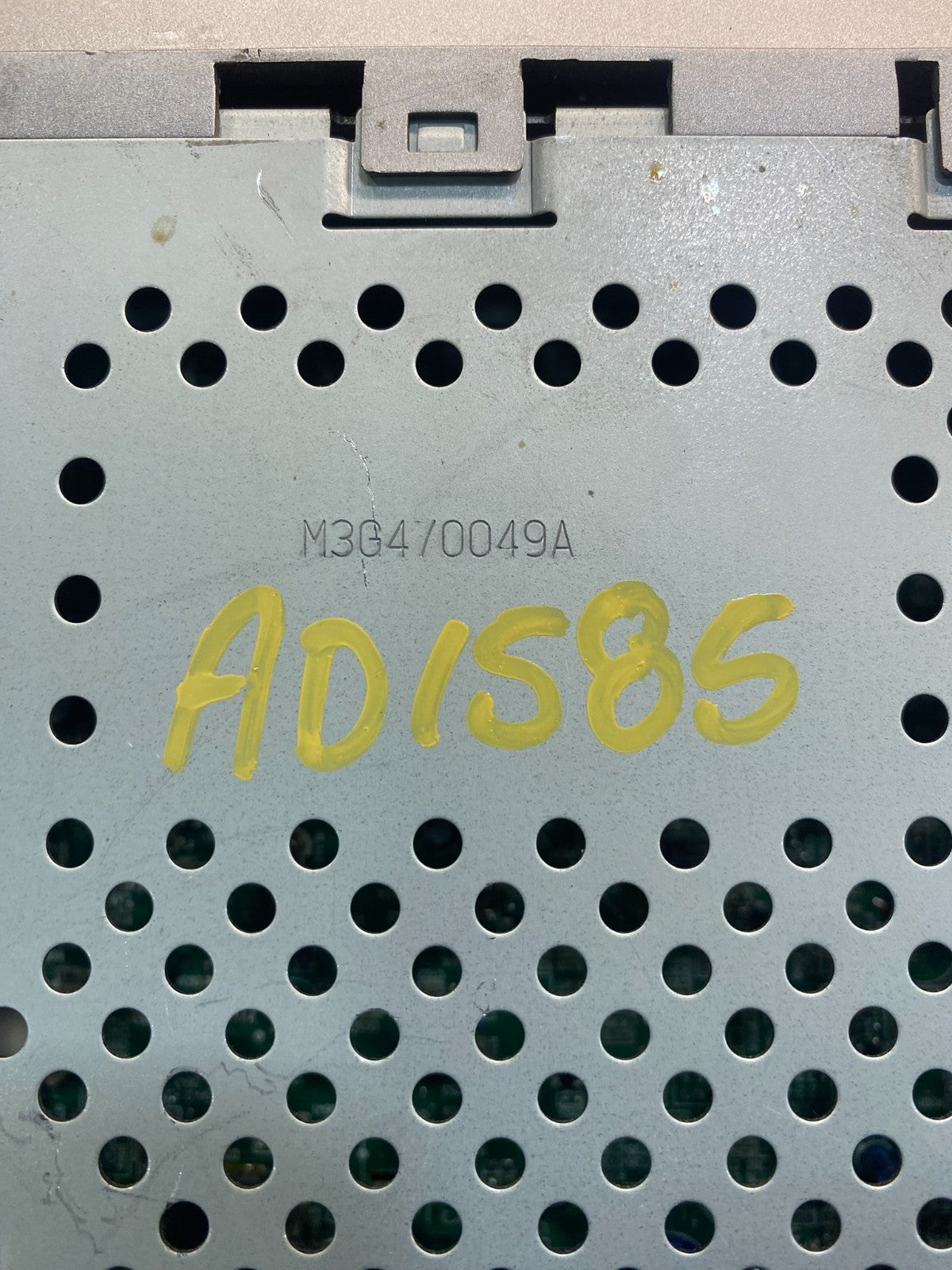 2005 2006 2007 Toyota Avalon AM FM CD Mp3 Radio Receiver AD1585 DW7