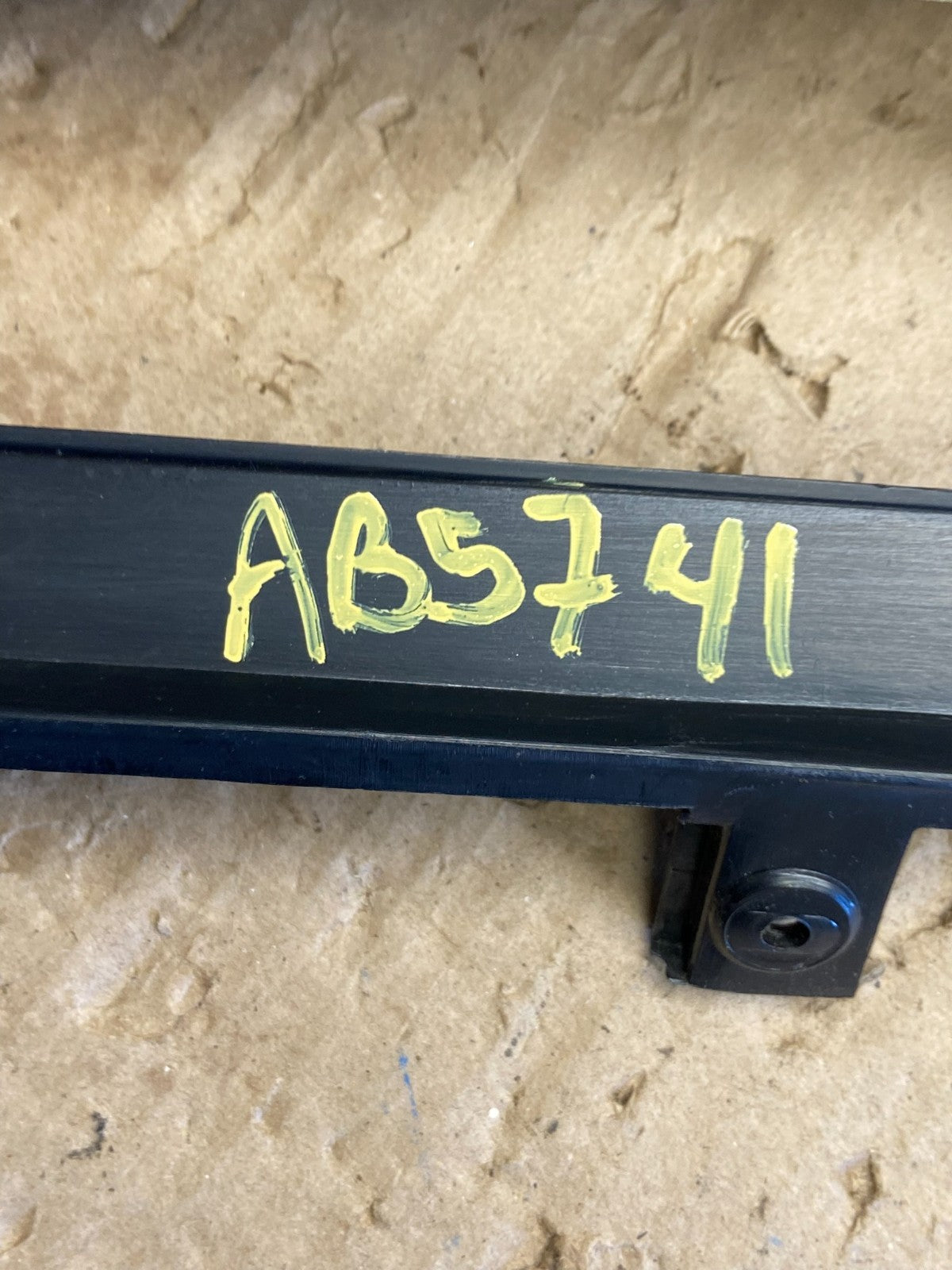 1981-1899 Lincoln Continental Mark VI Speedometer Dash Bezel Air Vent ab5741 DG6