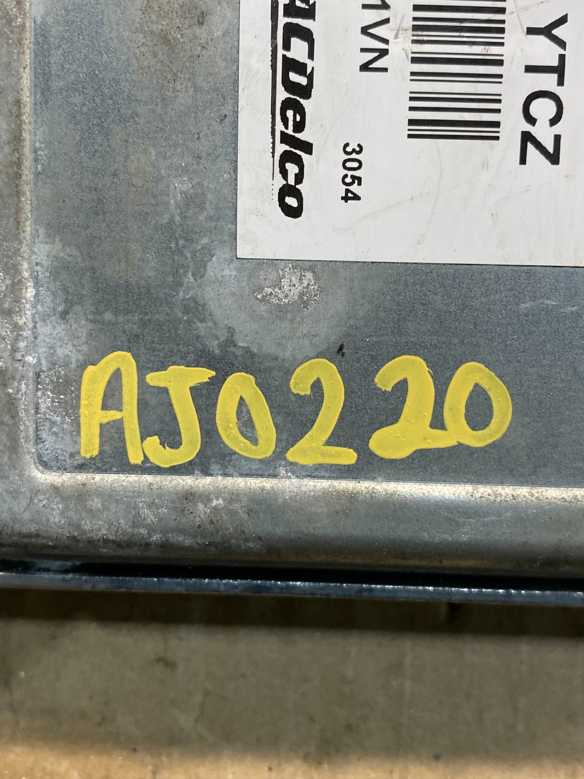 2010 to 2013 Chevrolet Silverado Yukon Engine Control Module ECM ECU aj0220 DG3