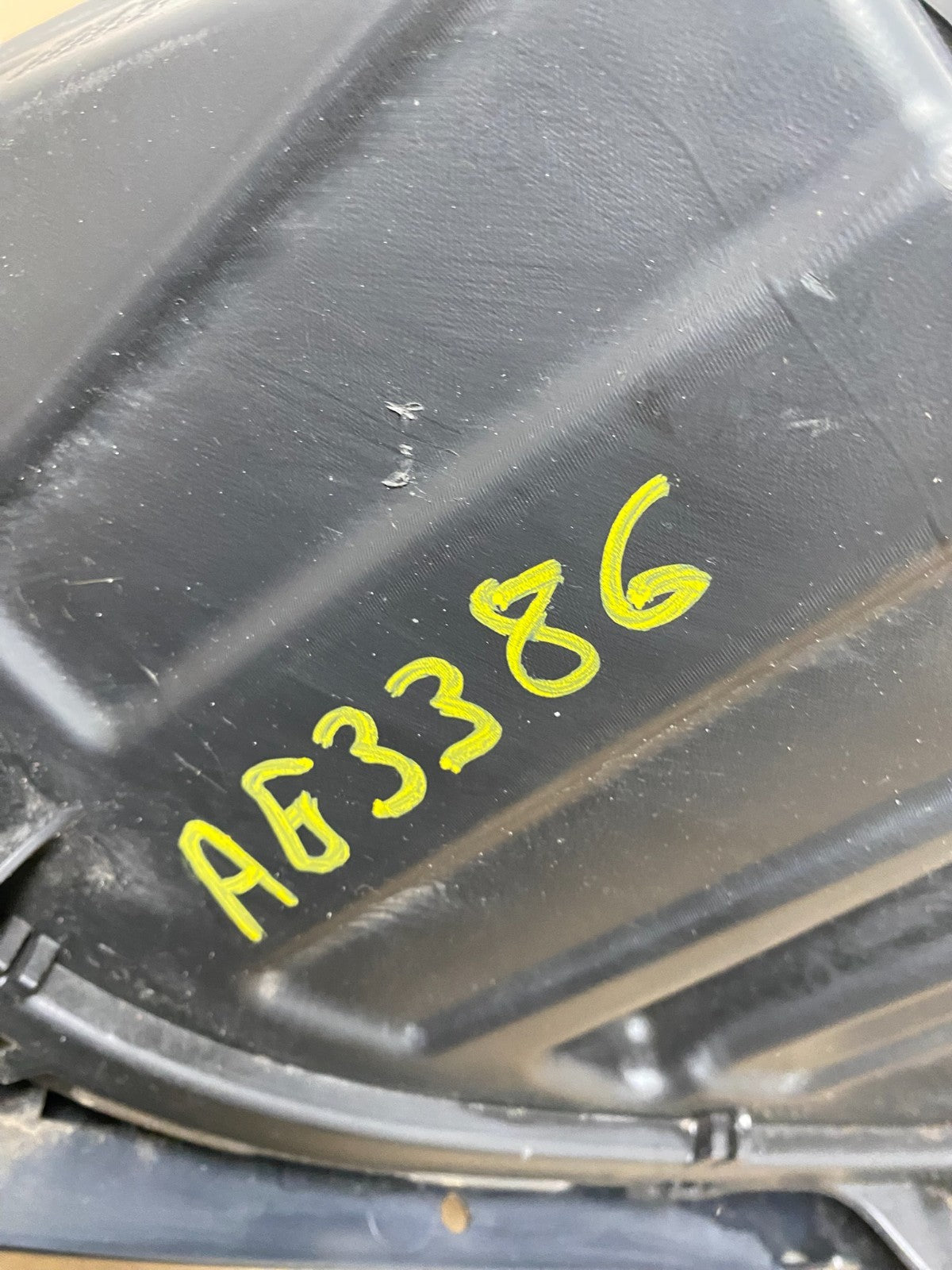 2013 to 2016 Ford Fusion Right Passenger Rh Side Headlight AG3386 DW9