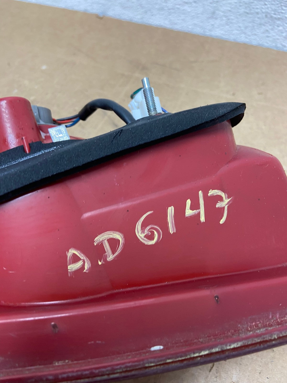 2007 2008 2009 Hyundai Santa Fe Right Passenger Tail Light Inner AD6147 LK6