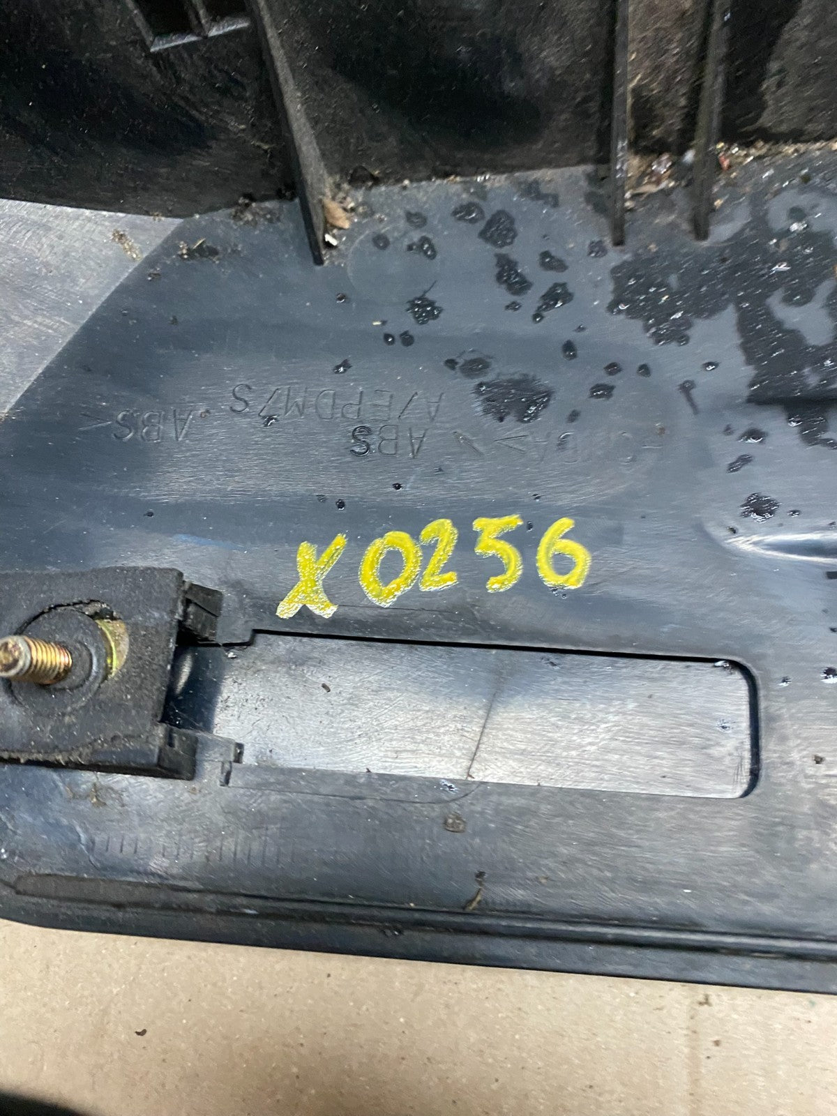 1999 to 2004 Honda Odyssey Rear Trunk Spoiler Gate Oem X0256 DG13