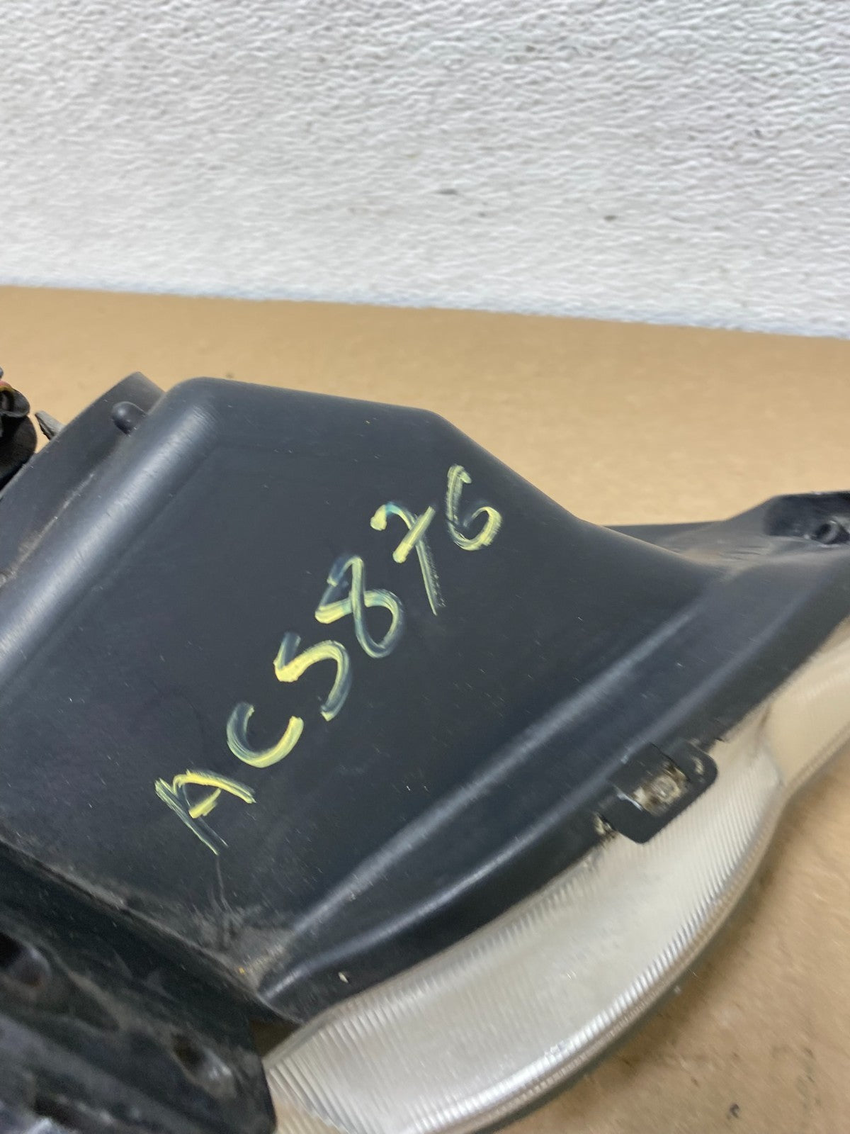 2002 to 2003 Acura TL Driver Left LH Side HID Xenon Headlight AC5876 DW8