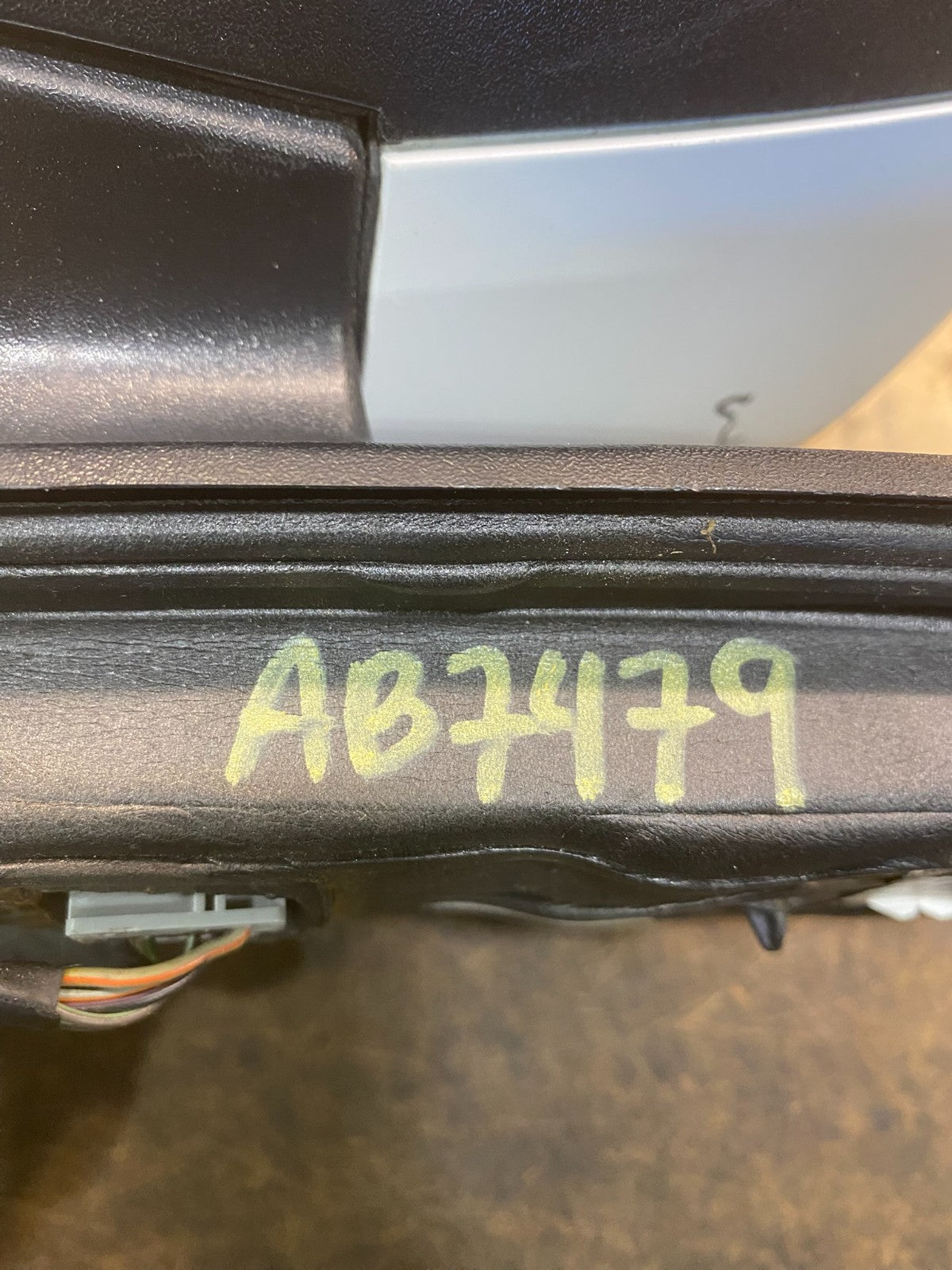 2015 to 2018 Ford Focus Left Driver View Door Turn Signal Mirror AB7479 MS11
