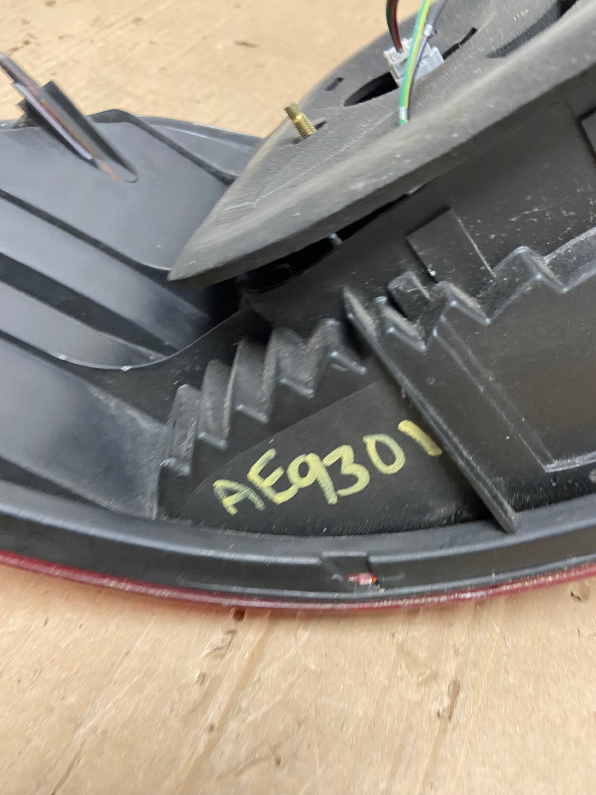 2001 to 2002 Honda Accord Sedan 4door Right Passenger Tail Light AE9301 LK6