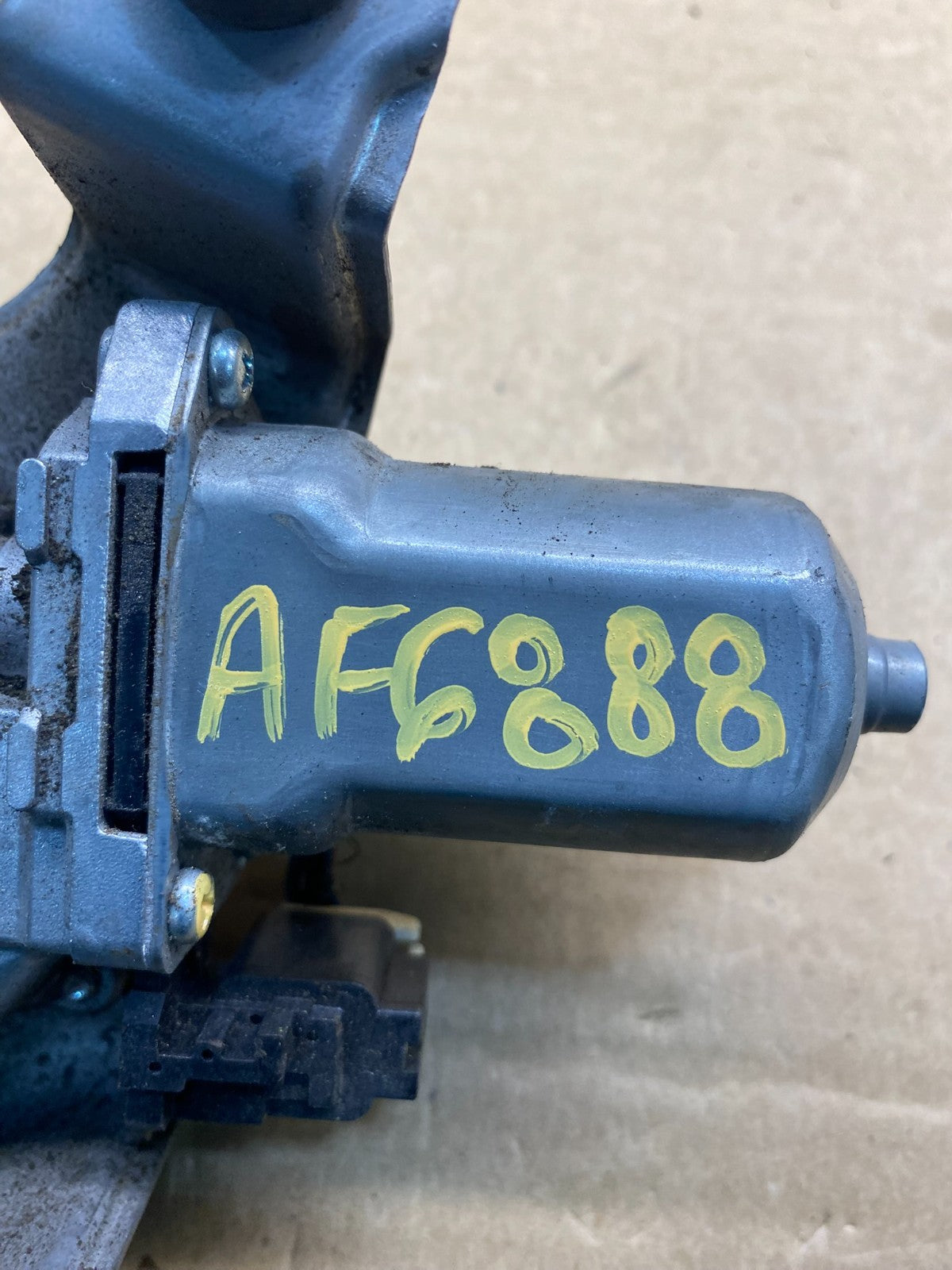 2014-2018 Jeep Cherokee Tailgate Back Door Rear Wiper Motor Wiper AF6888 DG7