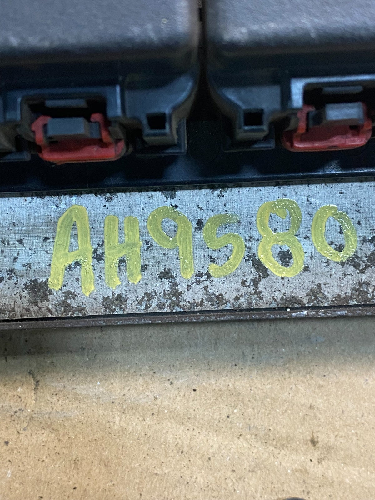 2002 Dodge Durango 4.7L Engine Computer Module ECU PCM AH9580 DG3