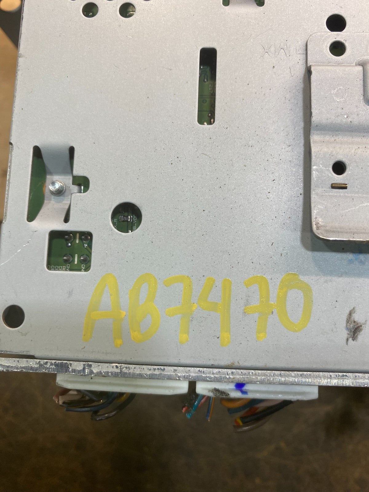 2016 to 2018 Kia Sorento AM/FM CD Radio Screen Display Oem AB7470 DG7