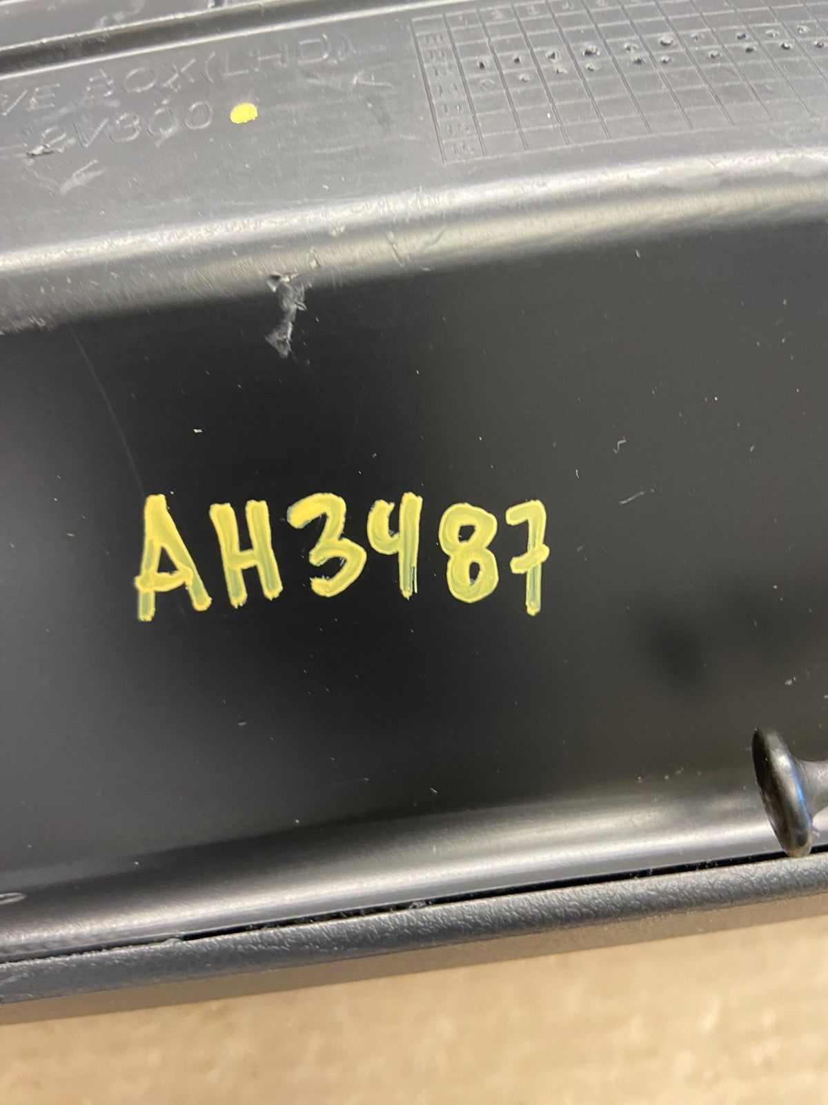 2012-2017 Hyundai Veloster Right Passenger Side Glove Box AH3487 DG6