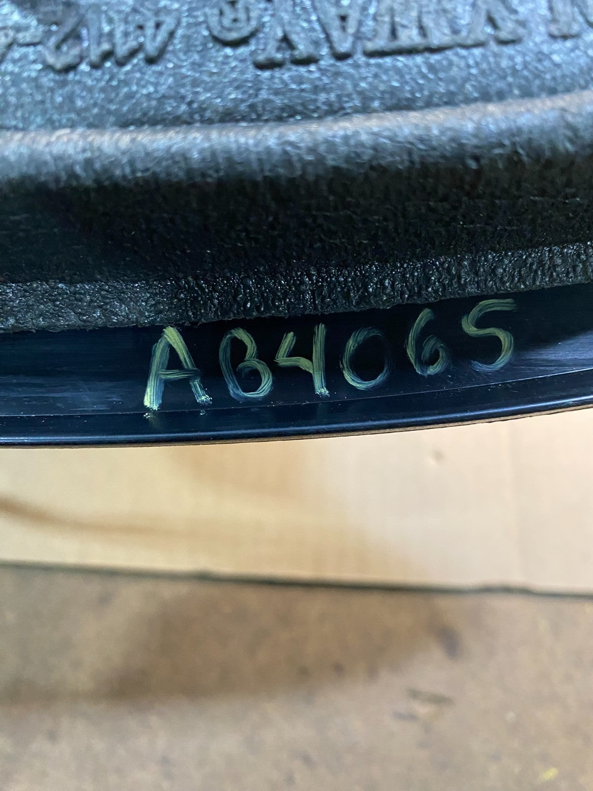 2009 to 2017 GMC Acadia Right Passenger Blind Spot Mirror AB4065 DW11