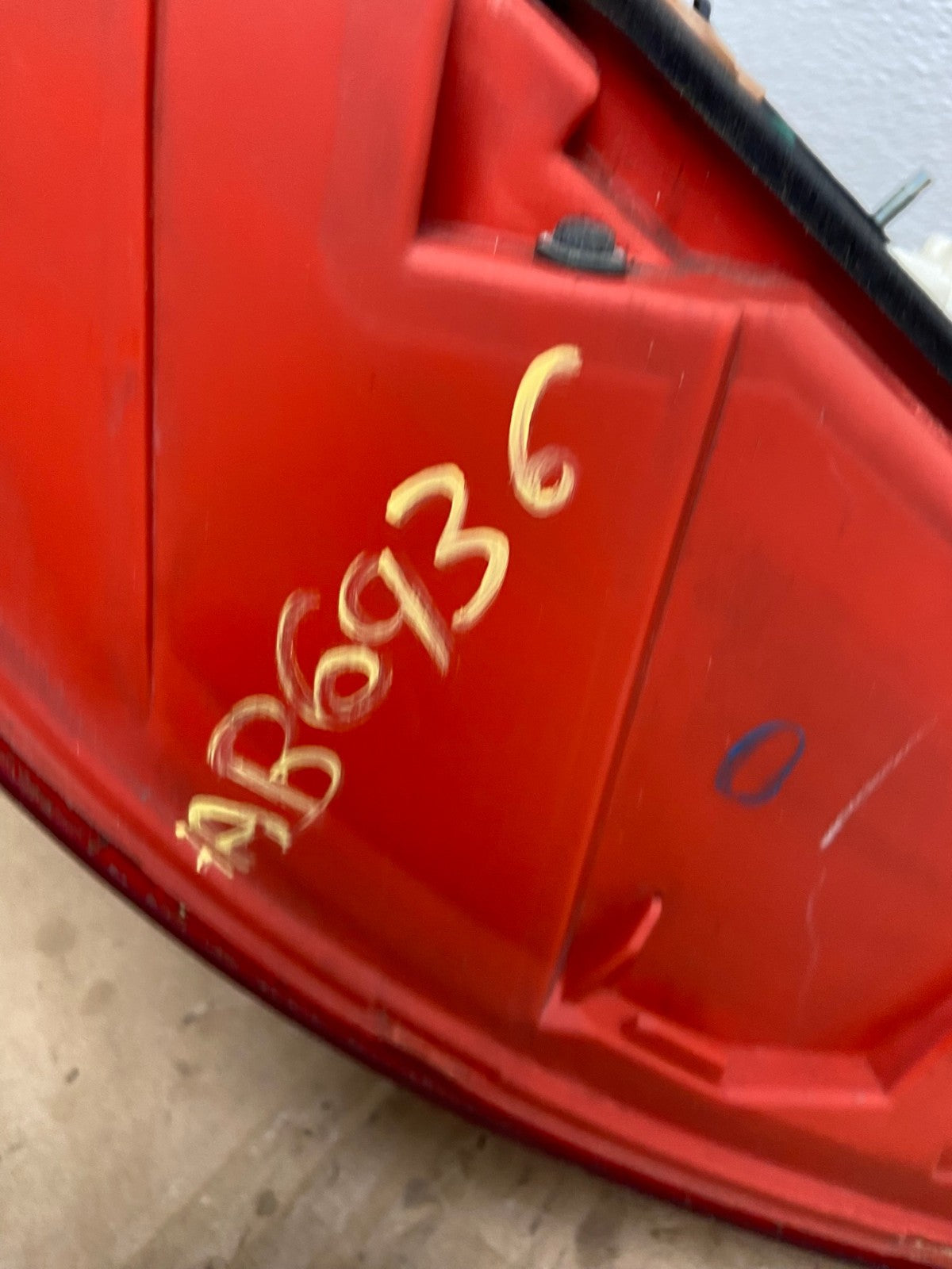 2007 to 2013 Infiniti G35 G37 Sedan Right Passenger Rh Tail Light Oem AB6936 LK6