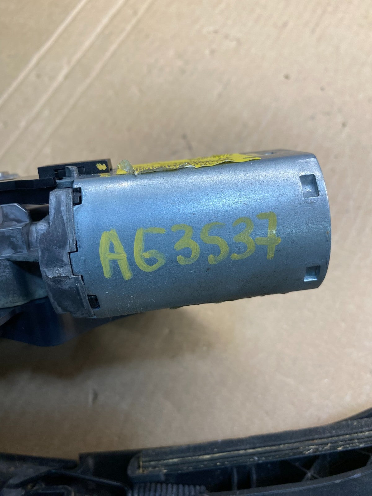 2013 to 2019 Ford Escape Rear Windshield Wiper Motor AG3537 MS7