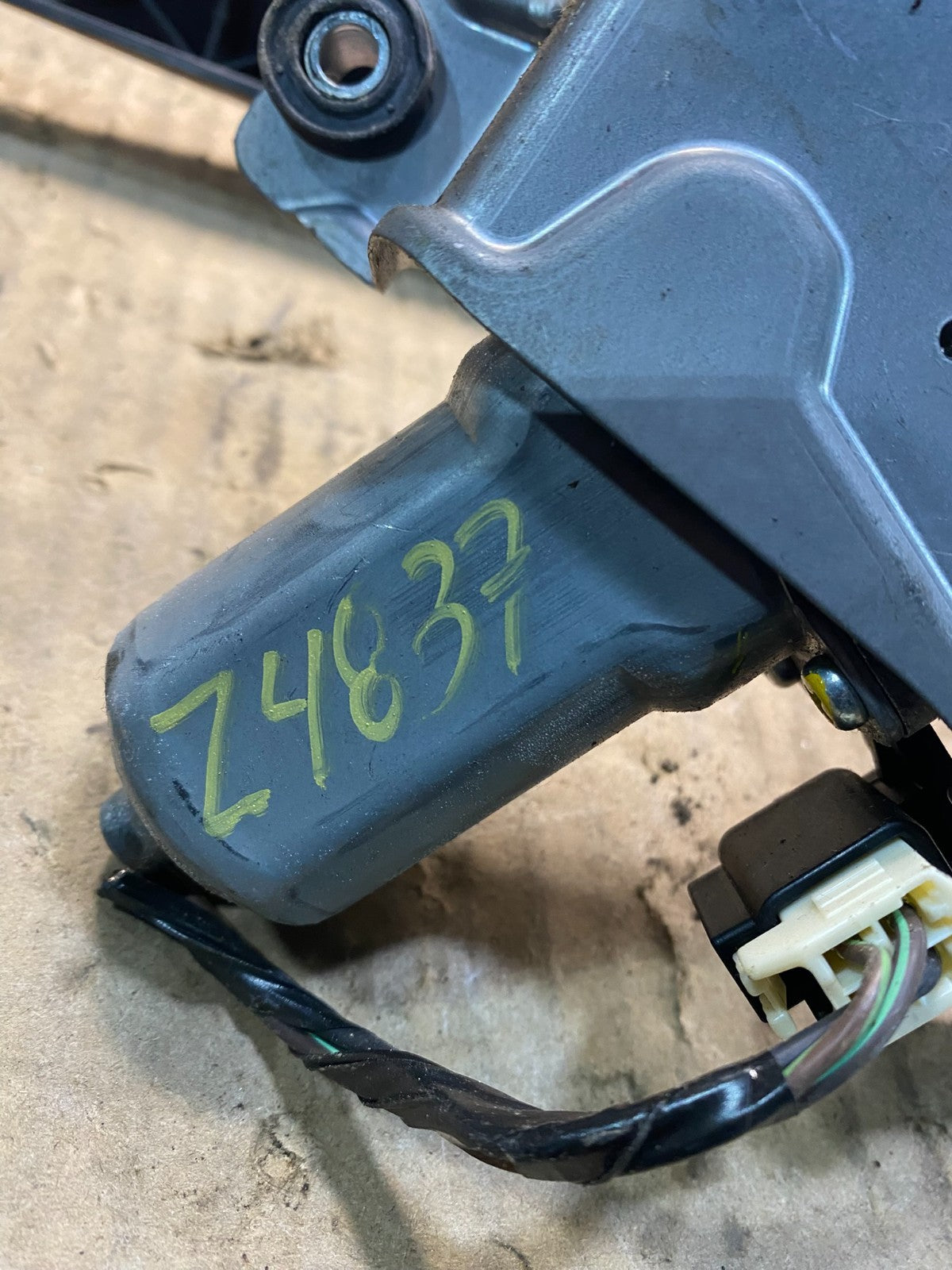 2014-2021 Dodge Durango Tailgate Back Door Rear Wiper Motor Wiper z4837 DG7