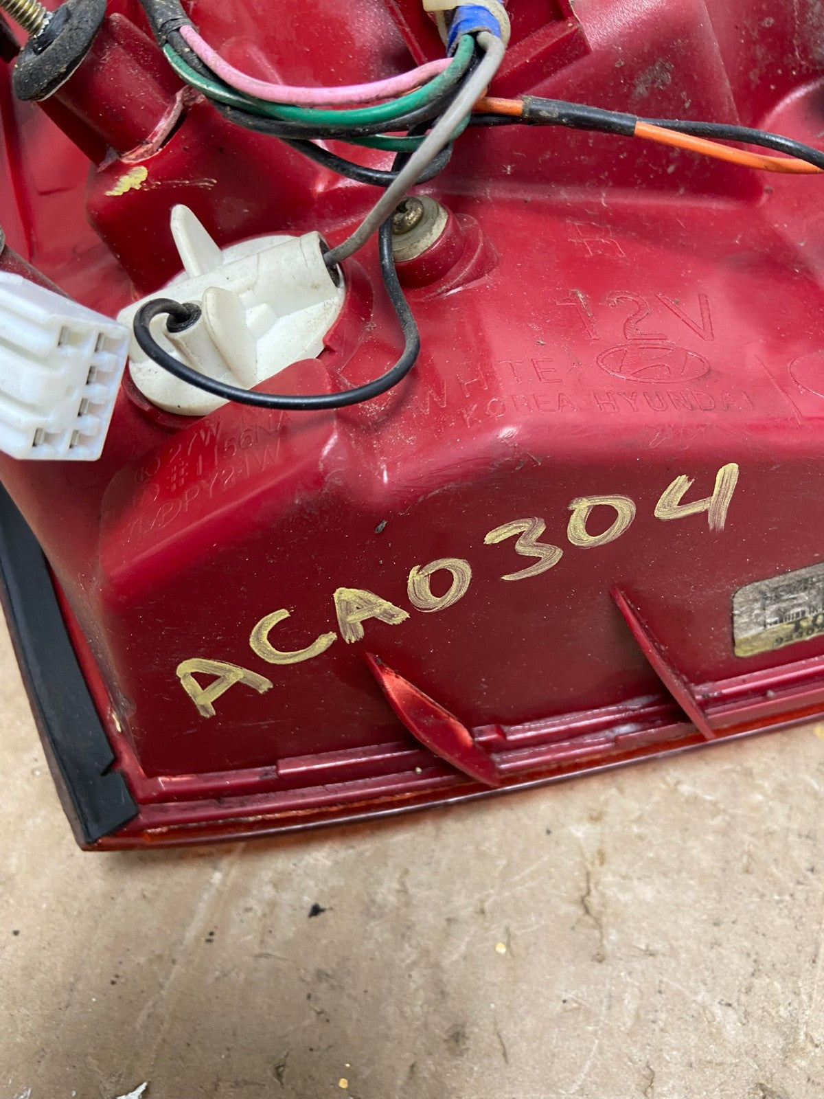 2004 2005 2006 Hyundai Elantra Sedan Right Passenger Tail Light OEM AC0304 LK6