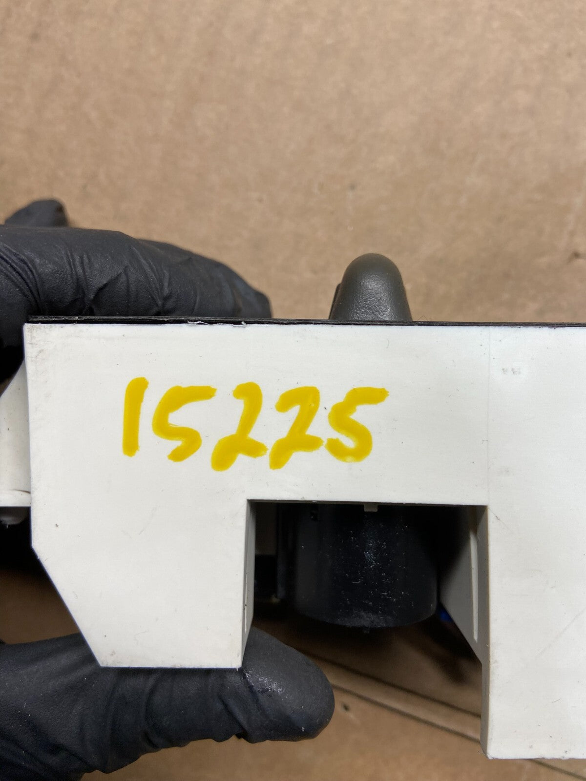 2001 to 2007 GMC Chevrolet Express 1500 Climate Control A/C I5225 PS7