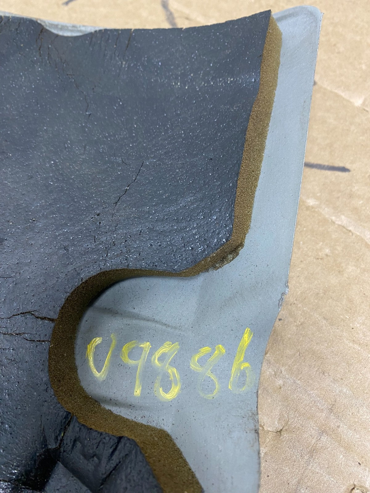 1997 to 2004 Cadillac Deville Seville Northstar Engine Motor Cover u9886 DG6
