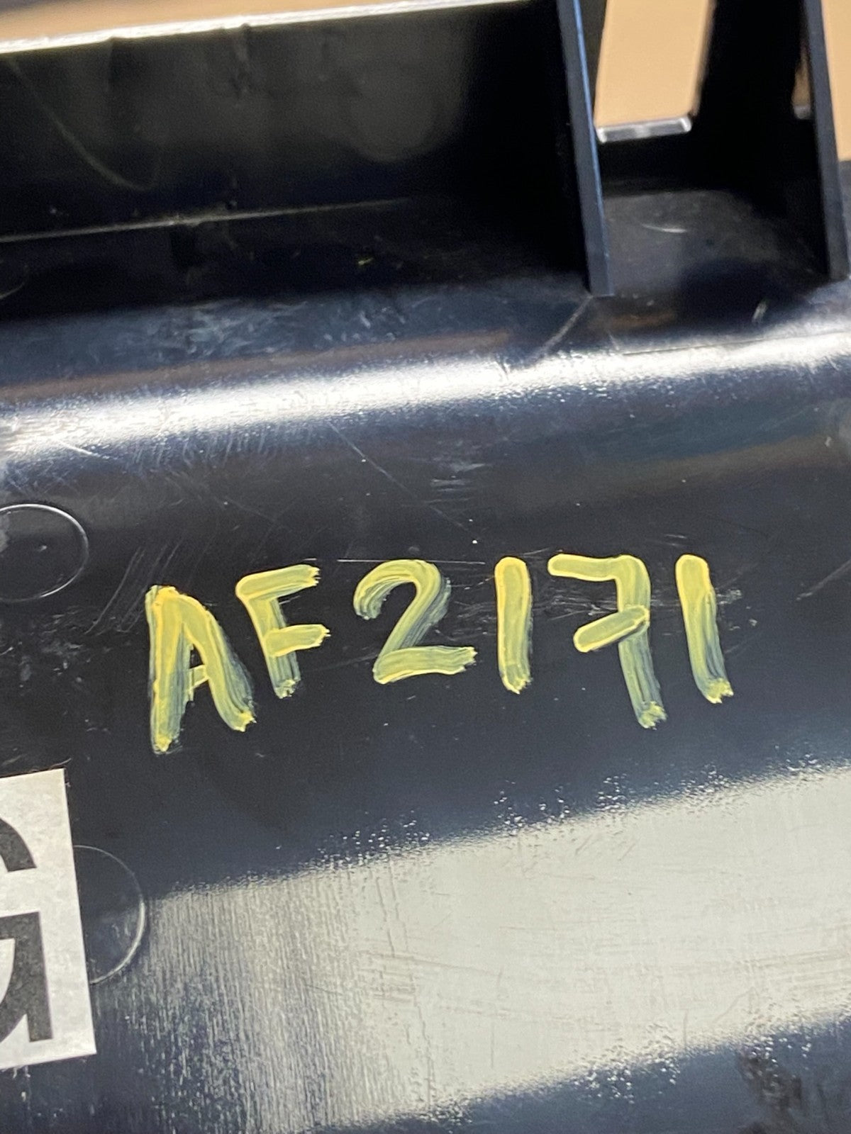 2011 to 2013 Infiniti M37 Center Console Shifter Floor Bezel Panel AF2171 DG6