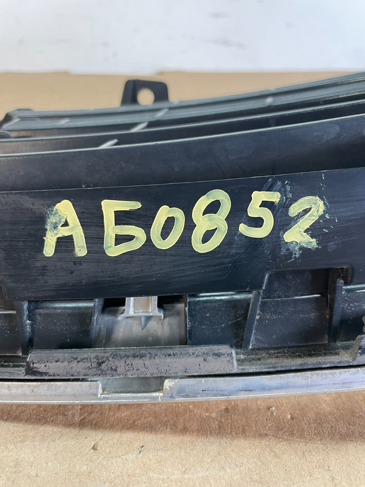 2008 2009 2010 Honda Accord Sedan Front Upper Grill Grille ag0852 DG6