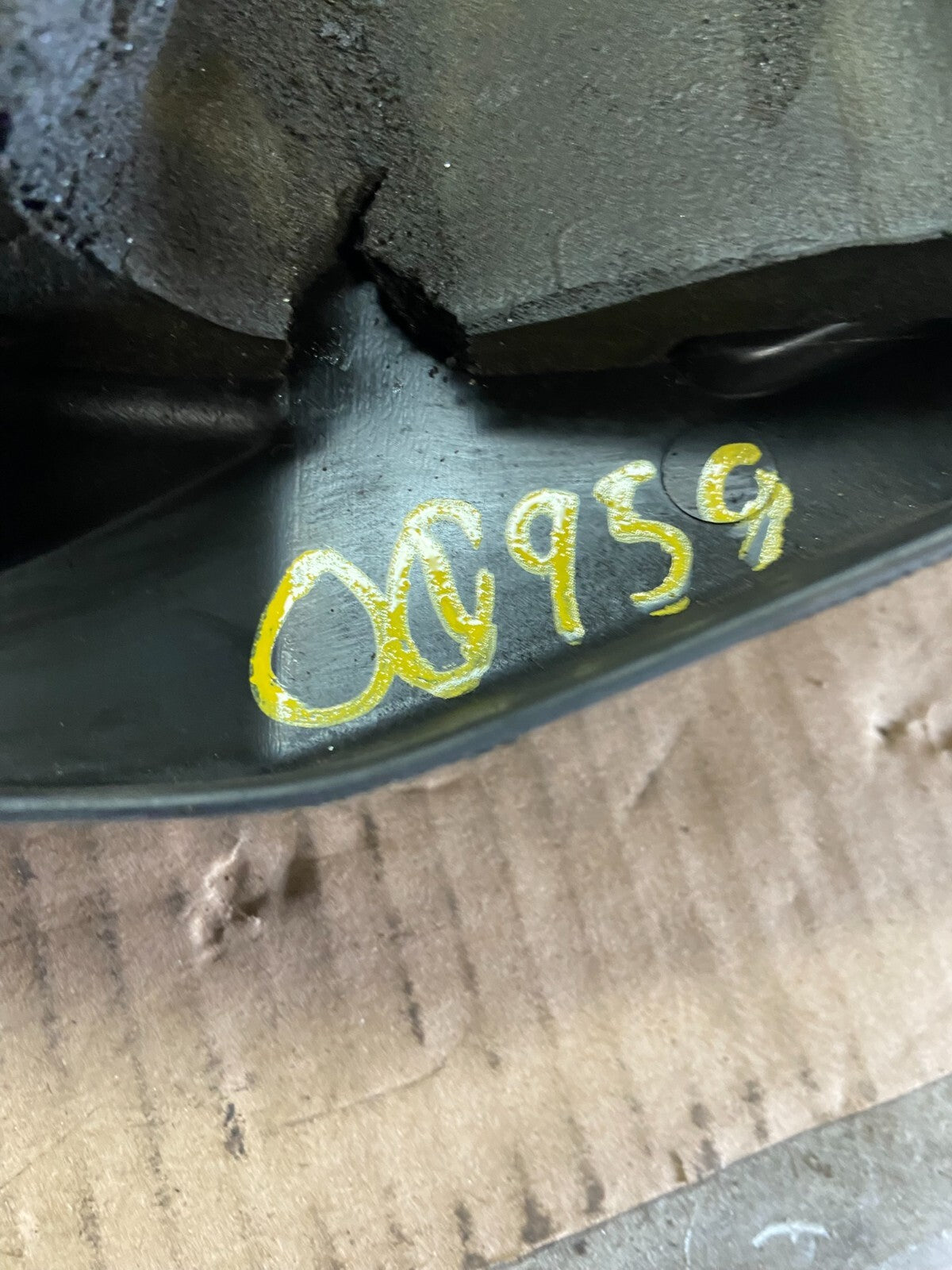2012 to 2014 Chrysler 200 Engine Cover Top Lid Cover O0959 DG9