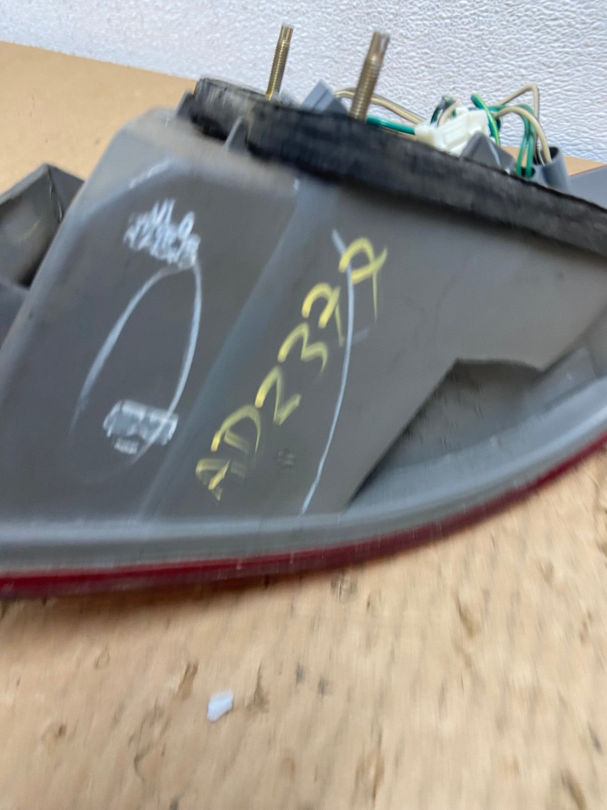 1998 1999 2000 Toyota Corolla Left Driver Lh Side Tail light AD2377 LK5