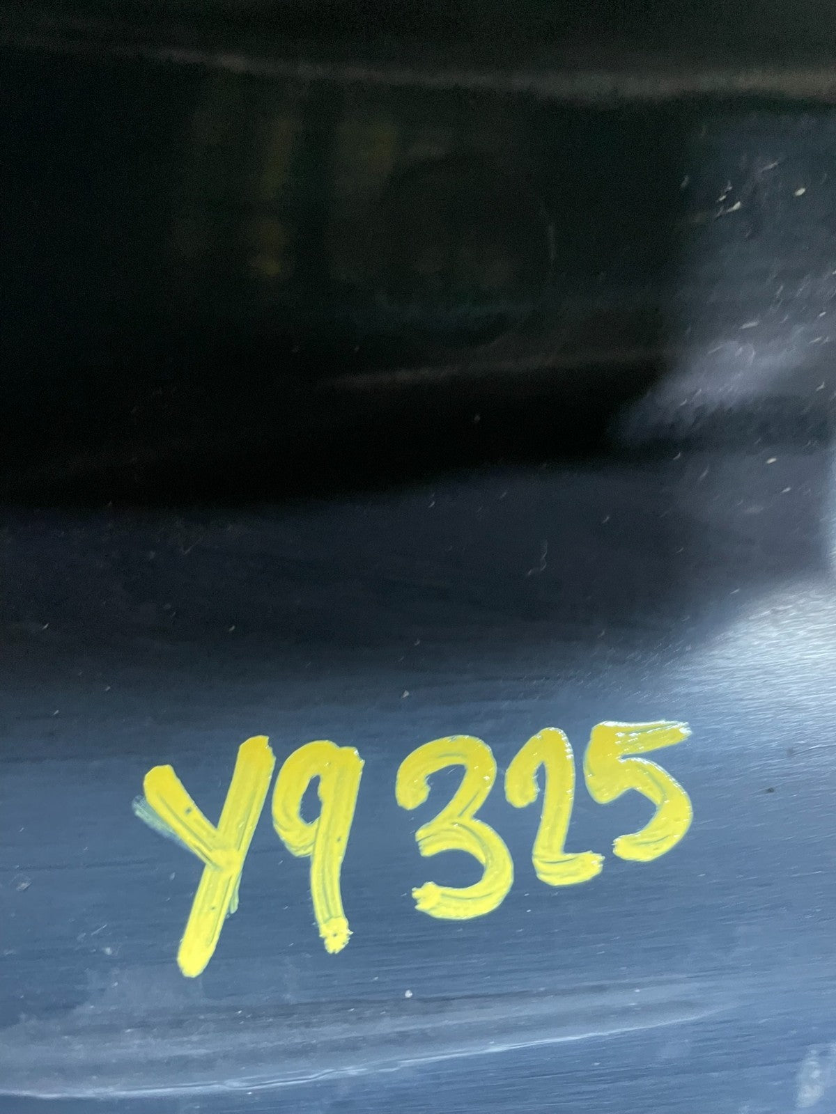 2003 to 2020 Chevrolet Express 3rd Third Brake Light Trim Spoiler Y9325 DG12