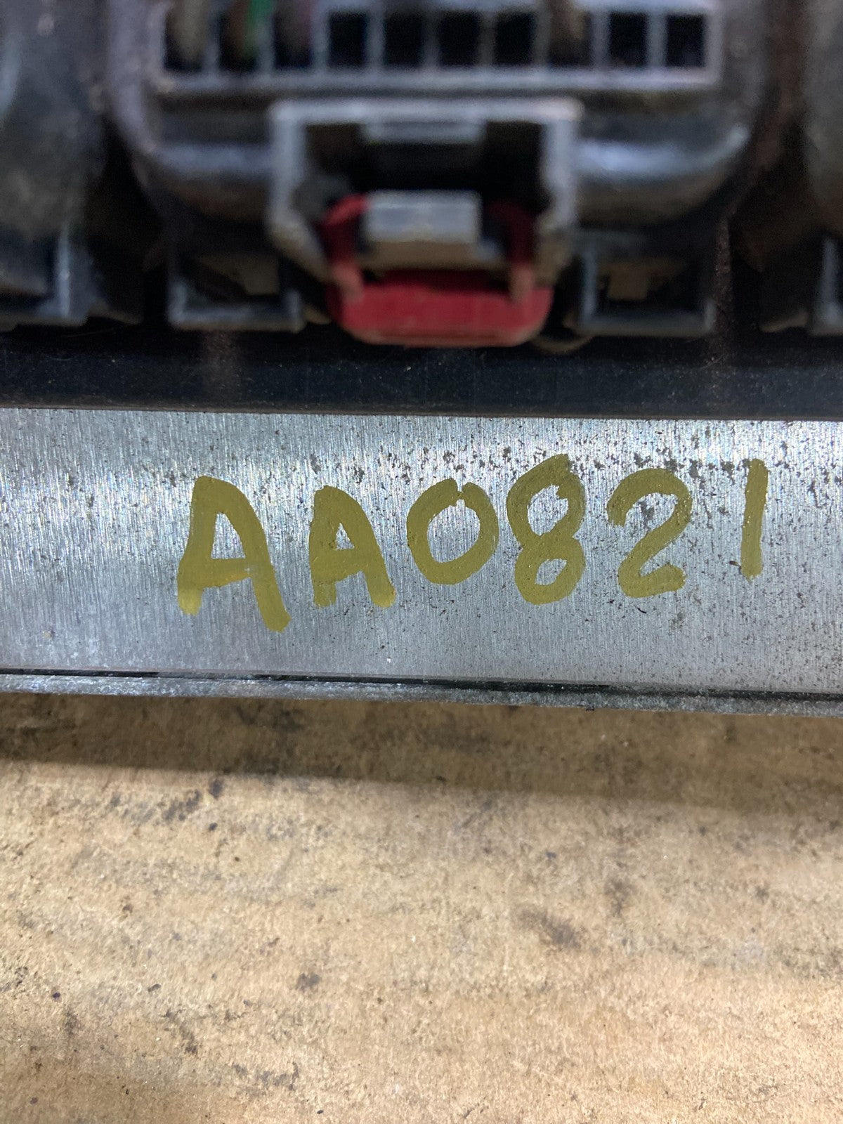 2005 Dodge Durango 5.7L Engine Computer Module ECU PCM AA0821 DG5