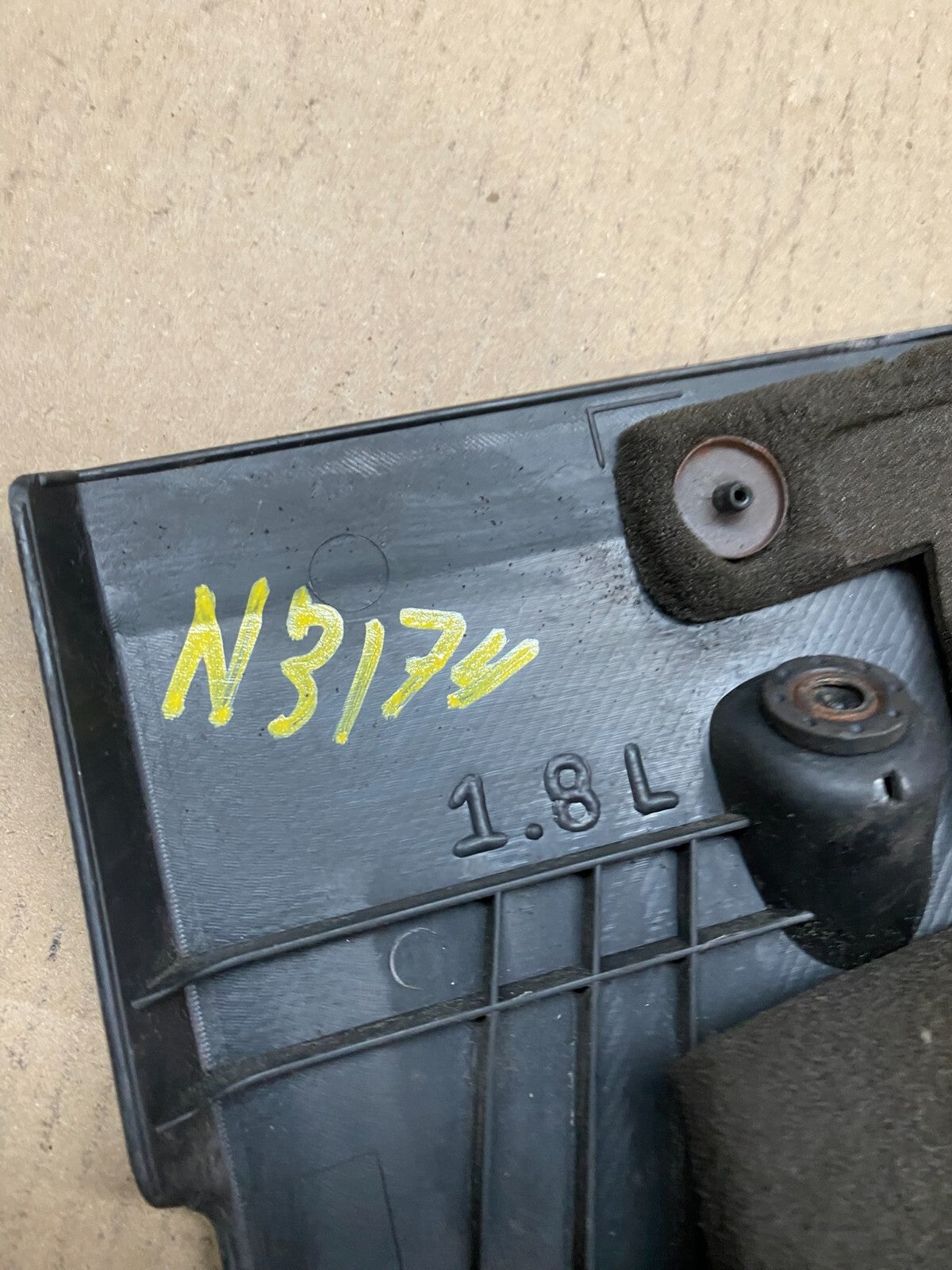 2007 to 2012 Nissan Versa Engine Motor Cover N3174 PS9
