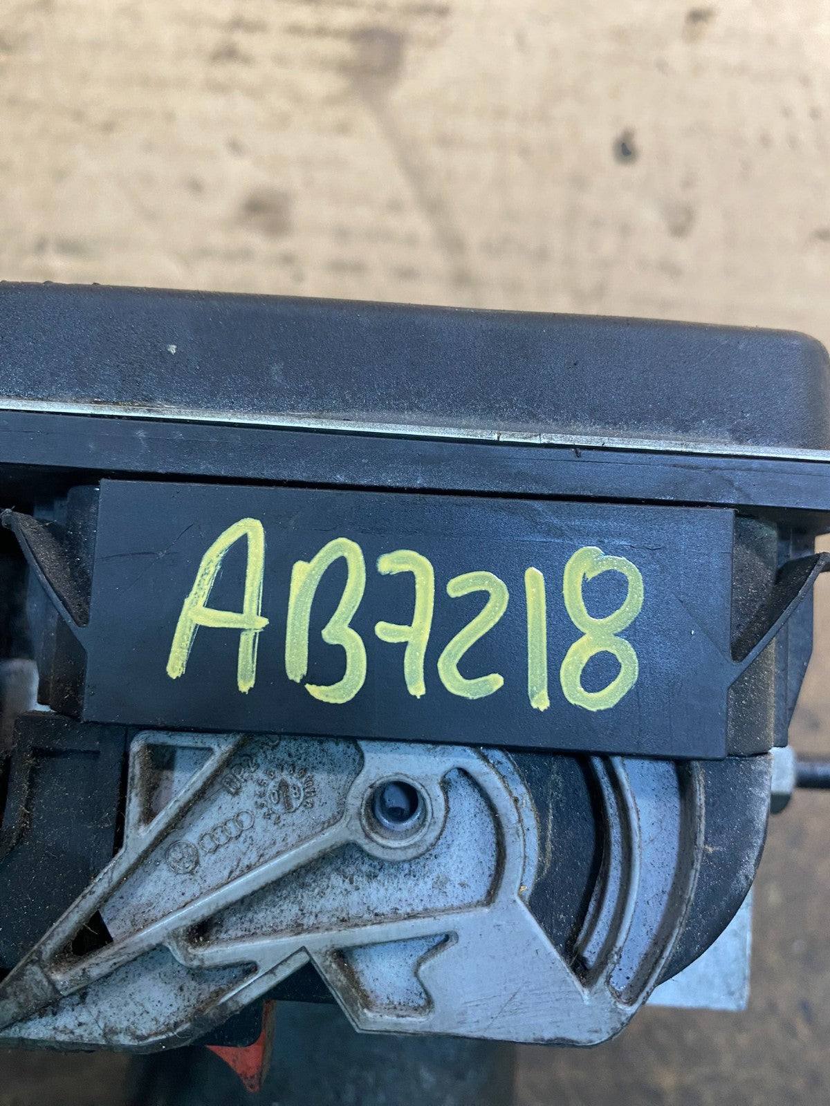 2009 to 2010 Audi A4 A5 ABS Anti-Lock Brake Pump 8k0614517da OEM AB7218 DG7