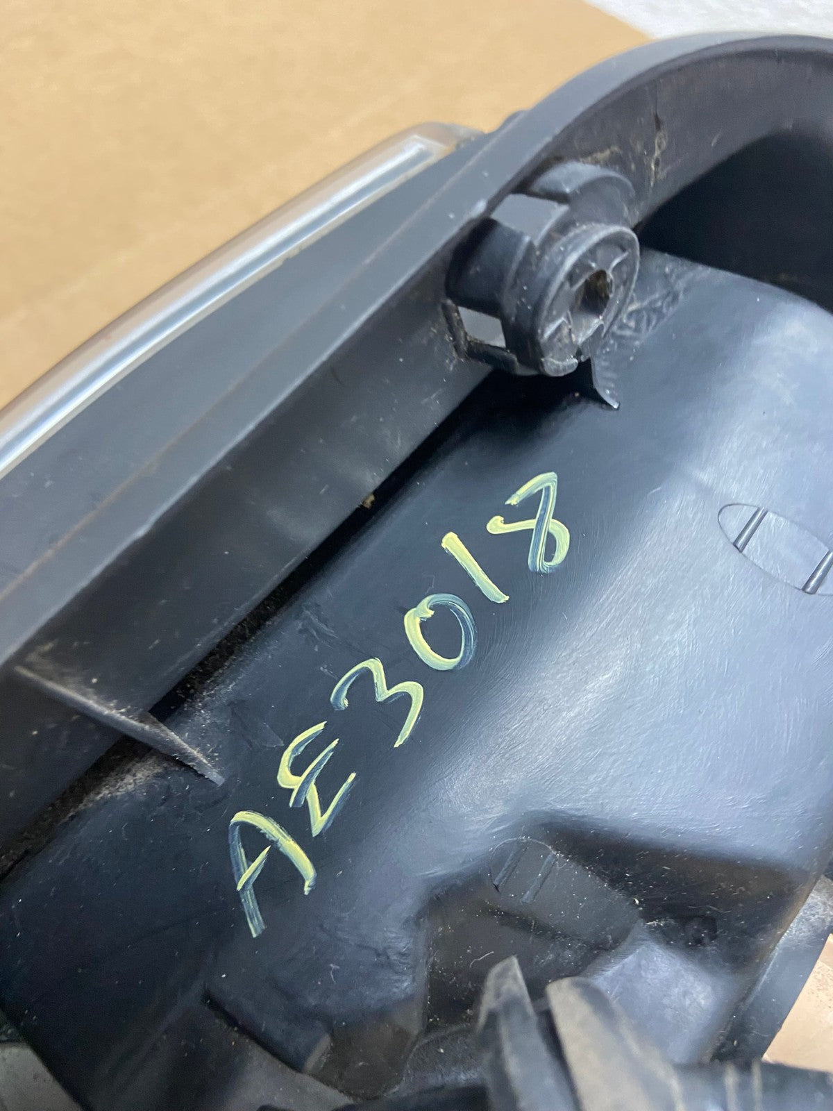 2001 2002 2003 Lexus Rx300 Left Driver Lh Side Tail Light AE3018 LK7