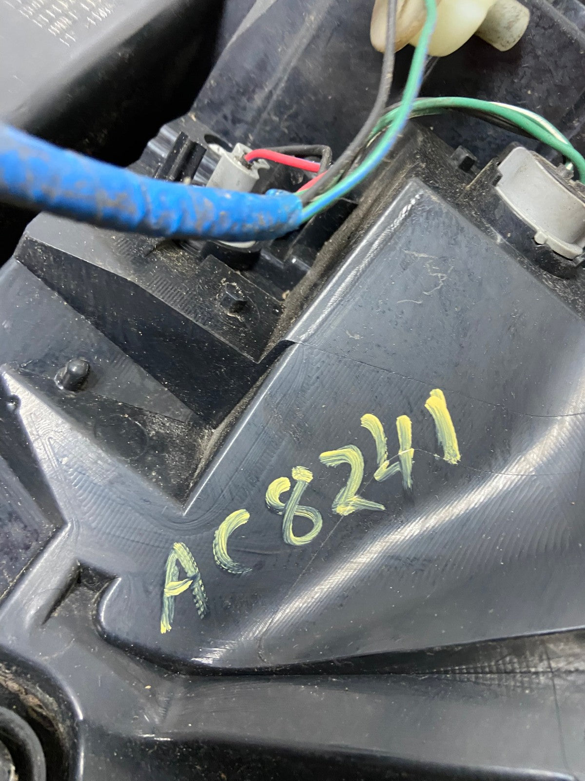 2008 2009 2010 Mazda 5 Left Driver LH Side Tail Light AC8241 LK7