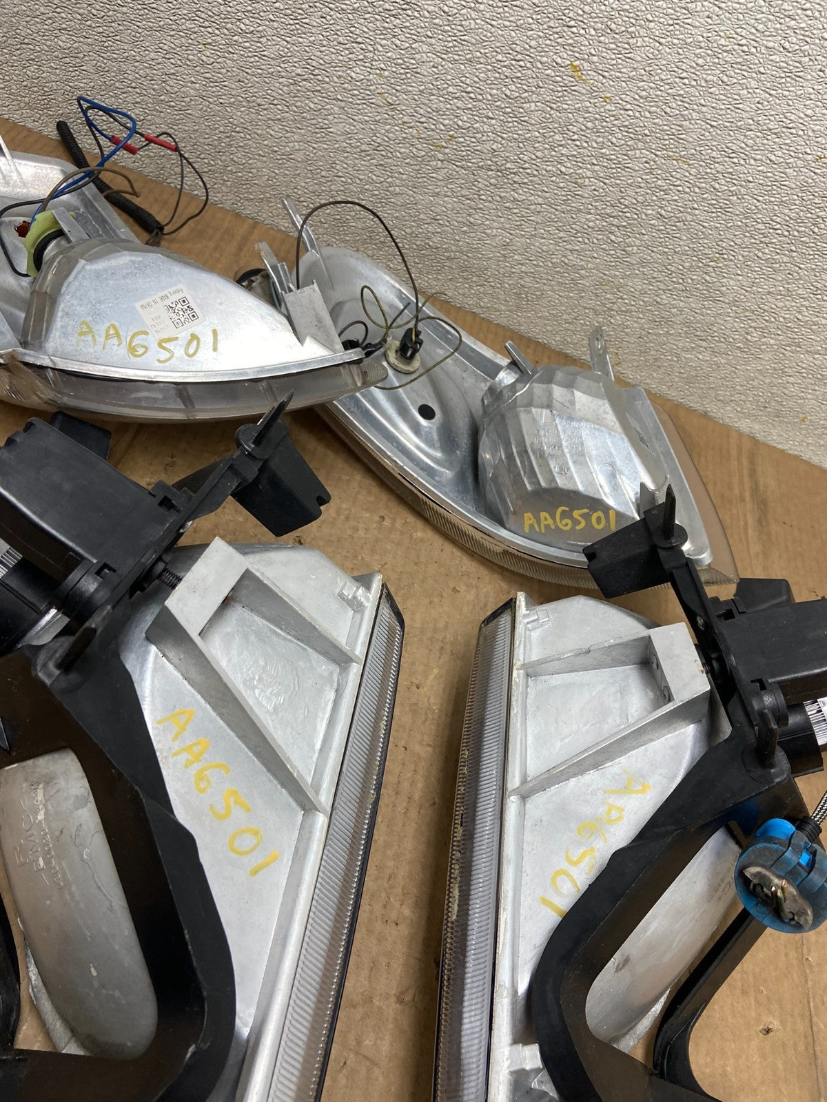 1997-2005 Pontiac Montana / Venture Left+Right Set Headlight Turn Sgn AA6501 DG8