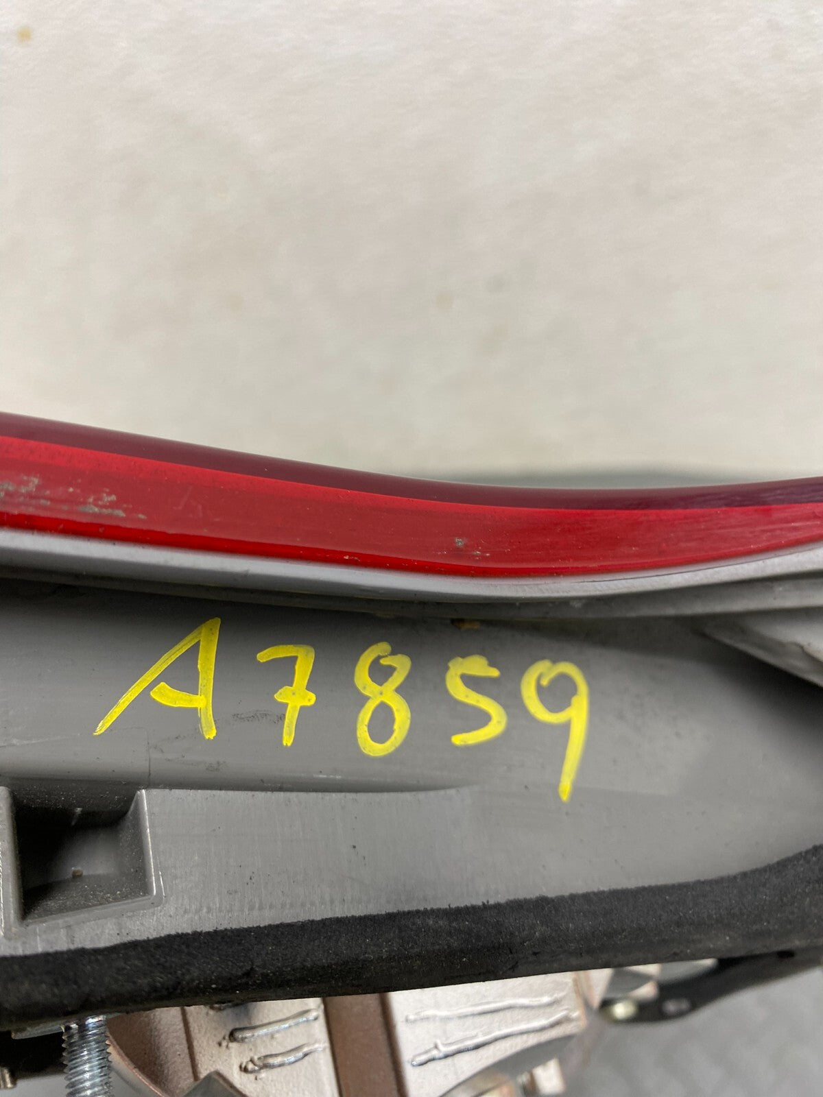2007 2008 2009 Acura Mdx Right Passenger Rh Side Inner Tail Light Oem A7859 DG16