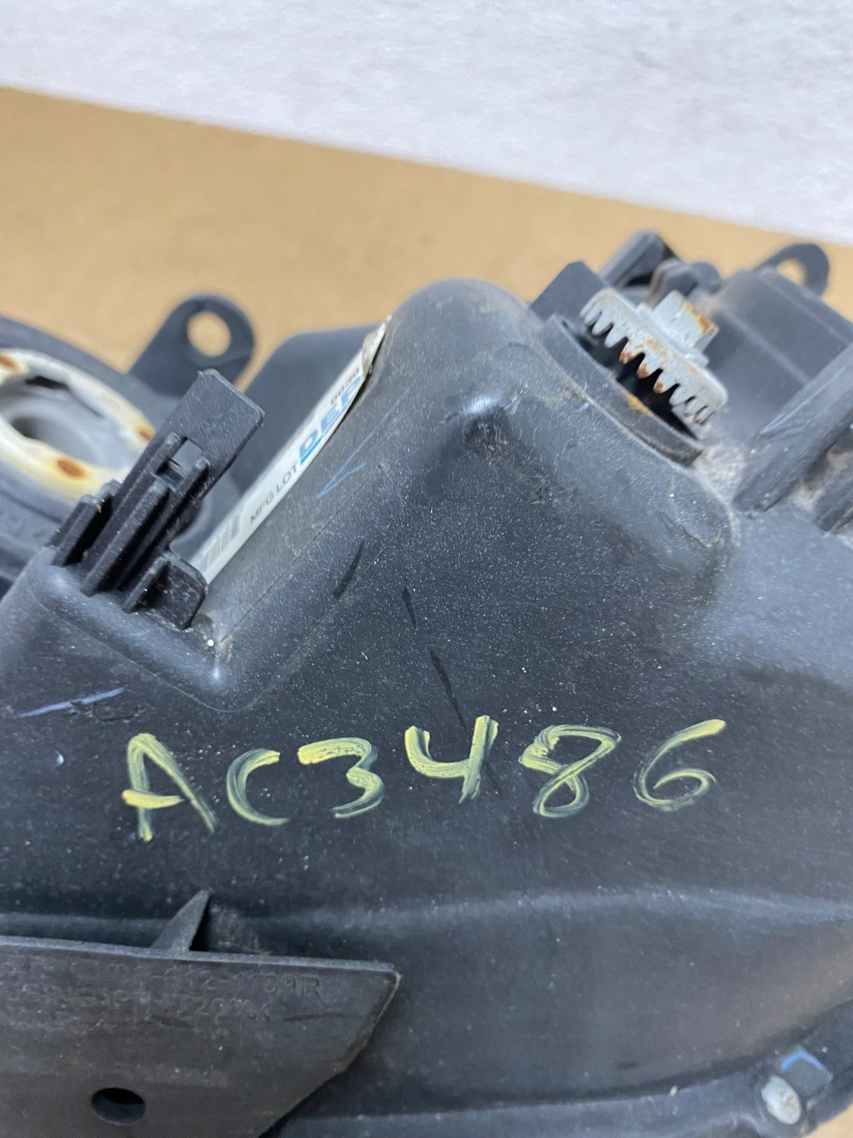 2005 2006 2007 Scion Tc Right Passenger RH Side Halogen Headlight DEPO AC3486 DW10
