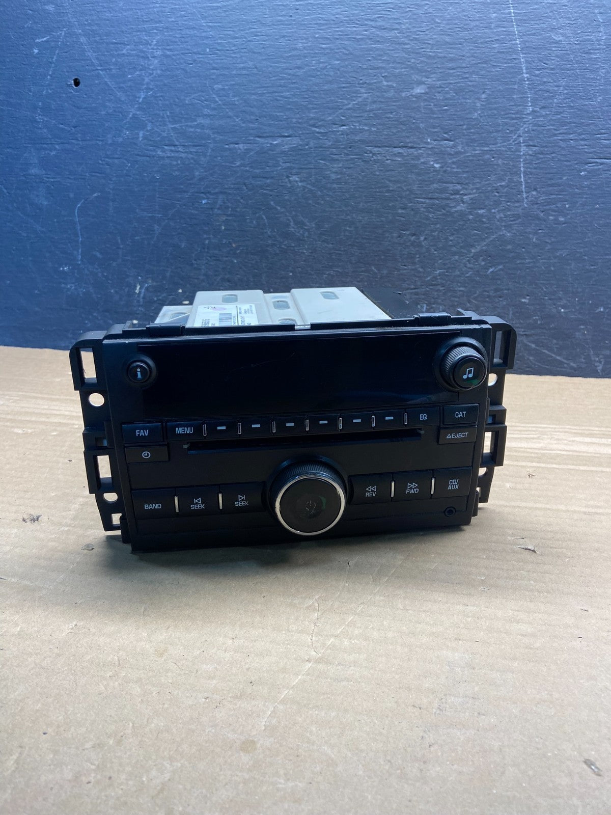 2007 - 2014 Chevrolet GMC Cadillac Buick AM FM CD Radio USB Aux mp3 AE4585 DG0