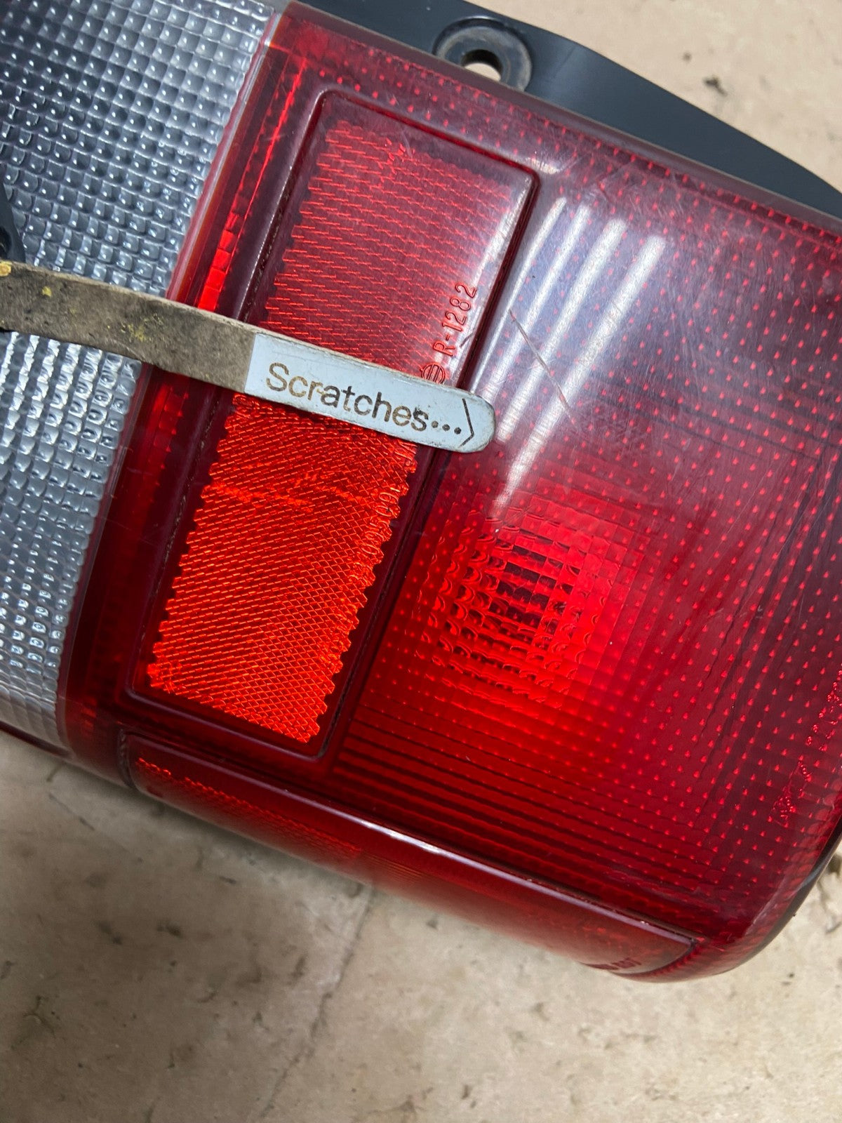 1999 to 2003 Suzuki XL-7 Vitara Left Driver LH Side Tail Light AG5668 LK3