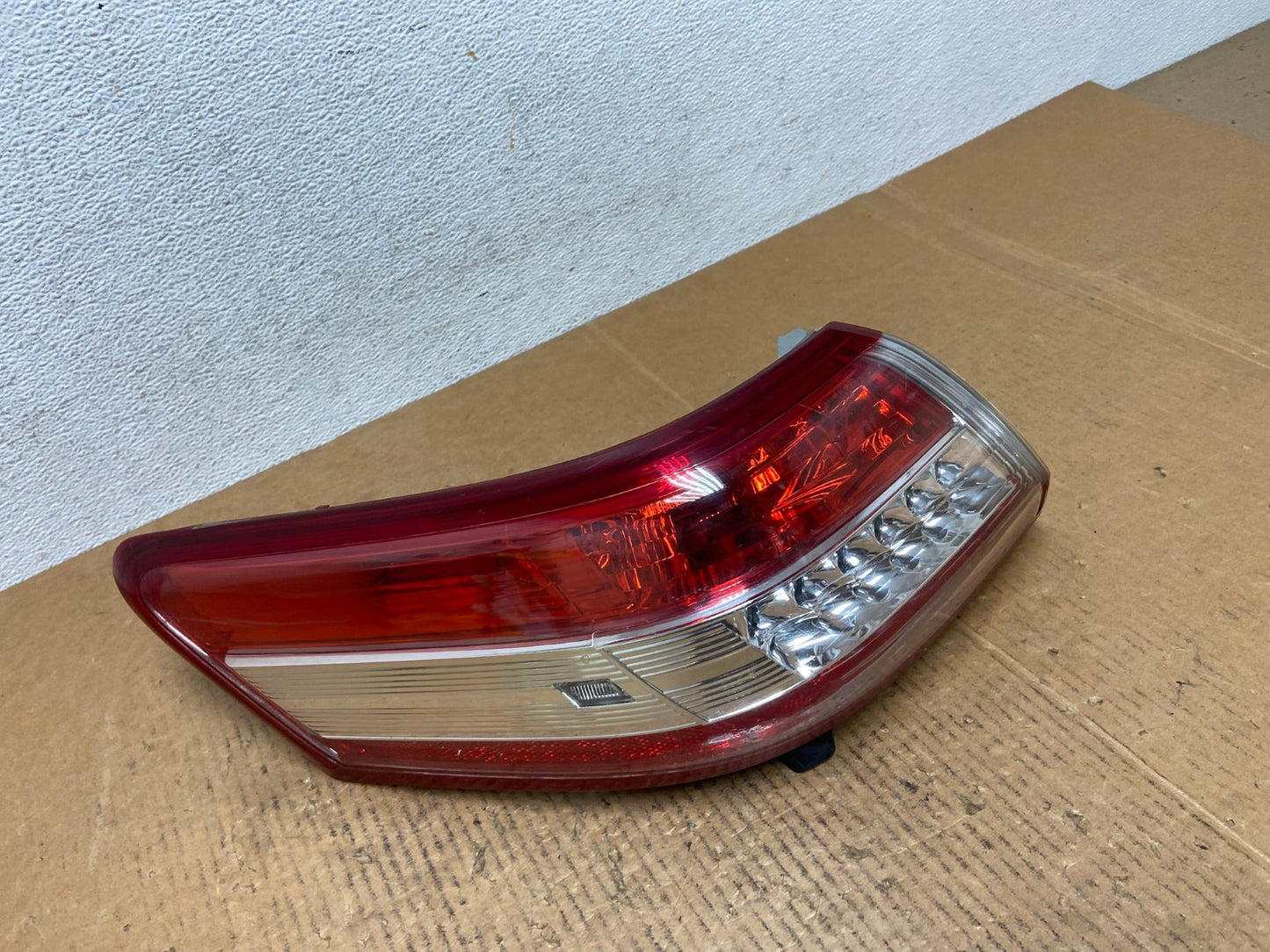 Led Trim 2010-2011 Toyota Camry Left Driver Lh Side Tail Light AE0271 LK2