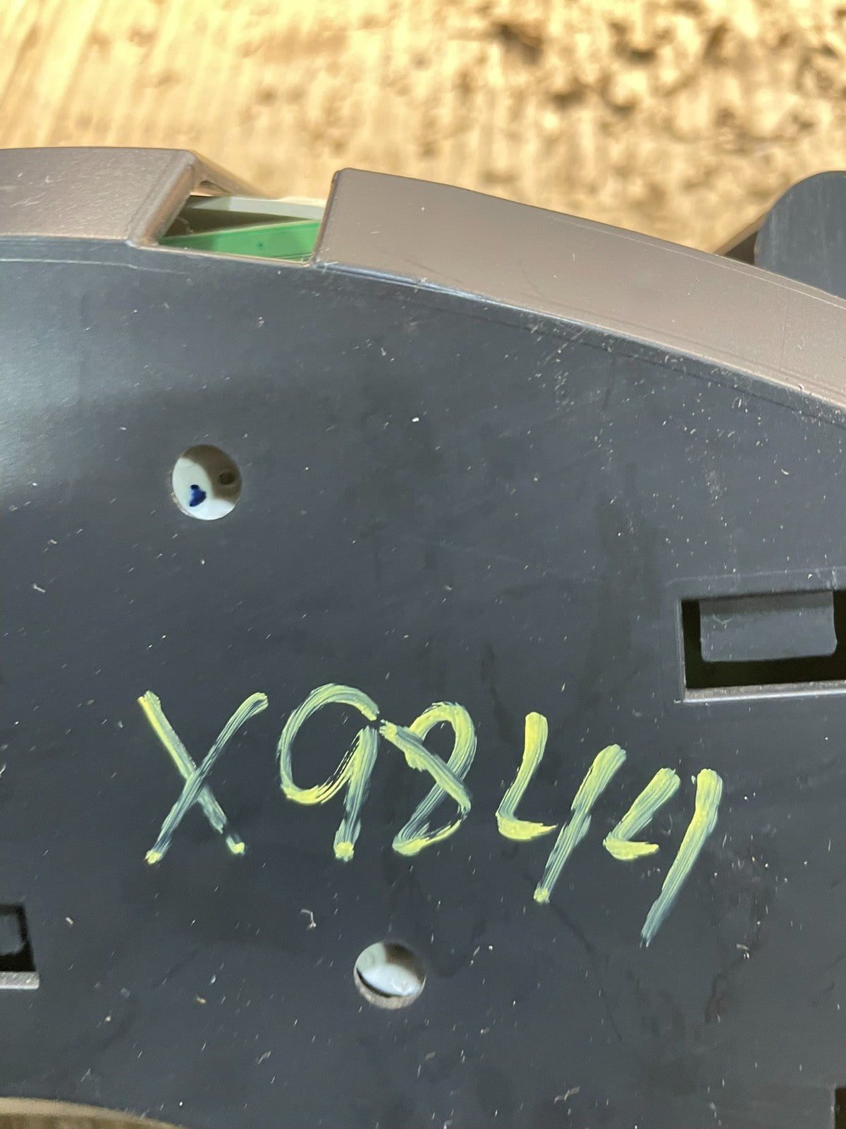 2008 to 2010 Chevrolet Express Speedometer Cluster Gauge X9844  DG11