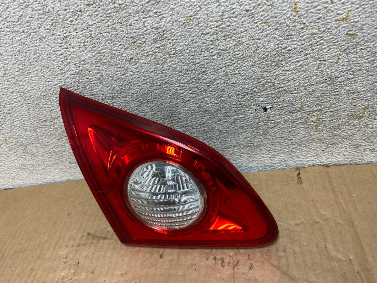 2008 - 2015 Nissan Rogue Left Driver Side Tail Light Inner AI8146 LK1