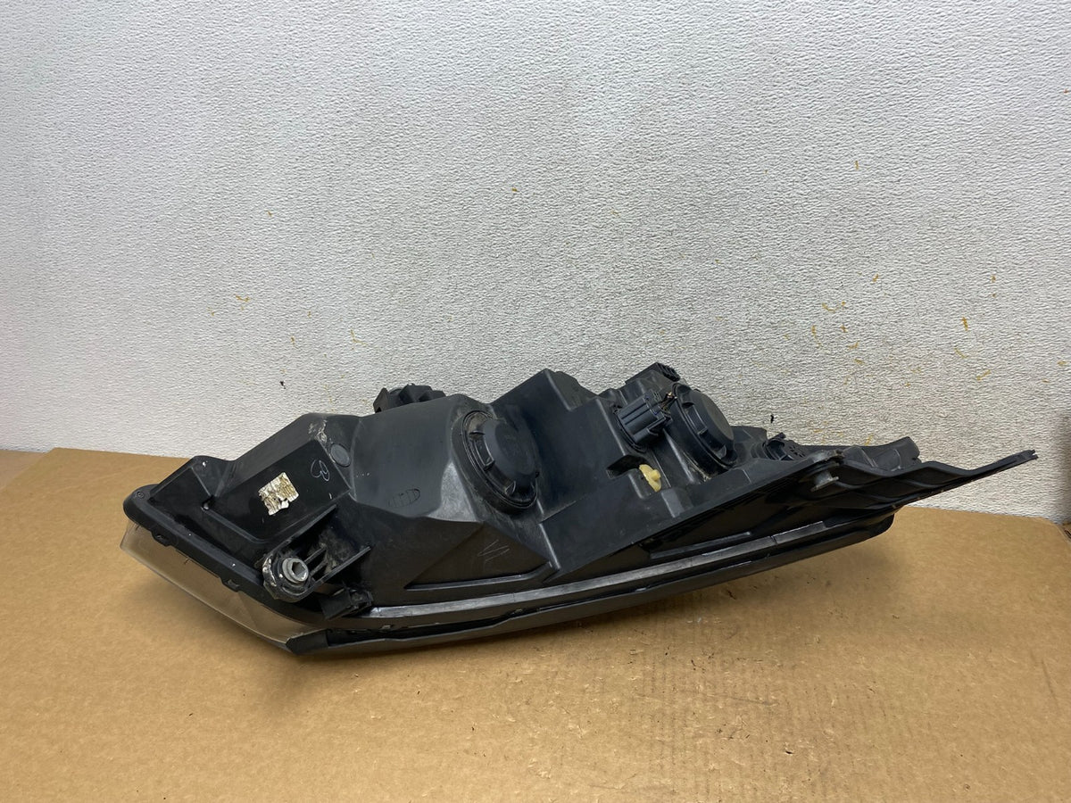 2013-2017 Chevrolet Traverse Left Driver LH Side Headlight Halogen AI3404 DW6