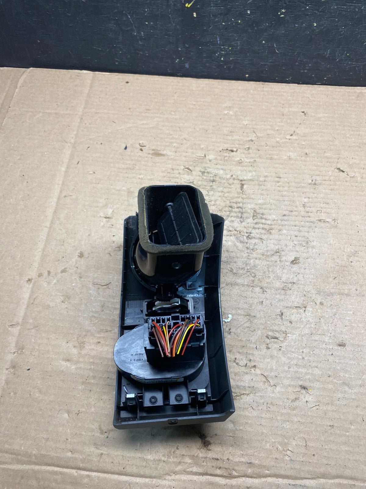 2005 - 2009 Land Rover LR3 Headlight Fog Light Switch Control Air Vent q2609 DG5