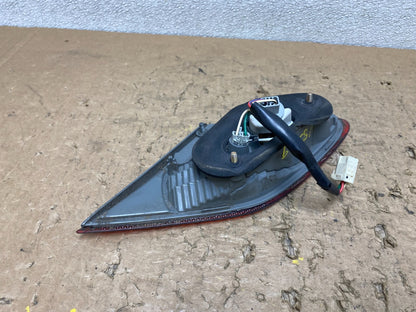 2005-2010 Toyota Avalon Left Driver LH Side Tail Light Inner V8539 DW5