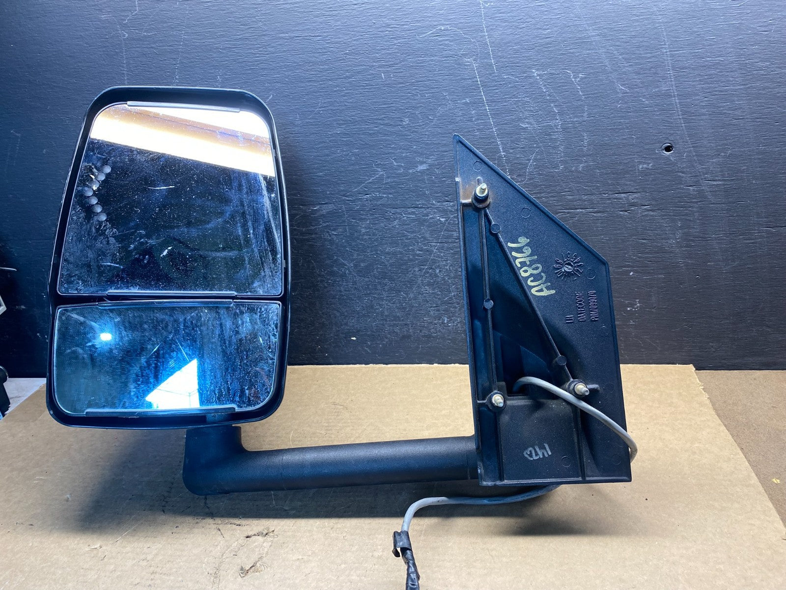 2008 Chevrolet Express Savana Left Driver LH Side View Mirror AD9887 DW7