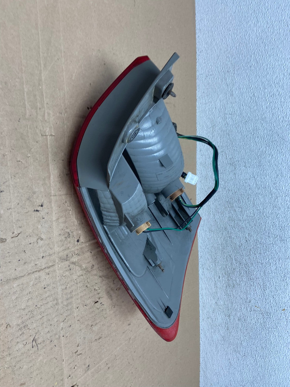 2008 to 2015 Nissan Rogue Right Passenger Rh Side Tail Light AE6170 LK4